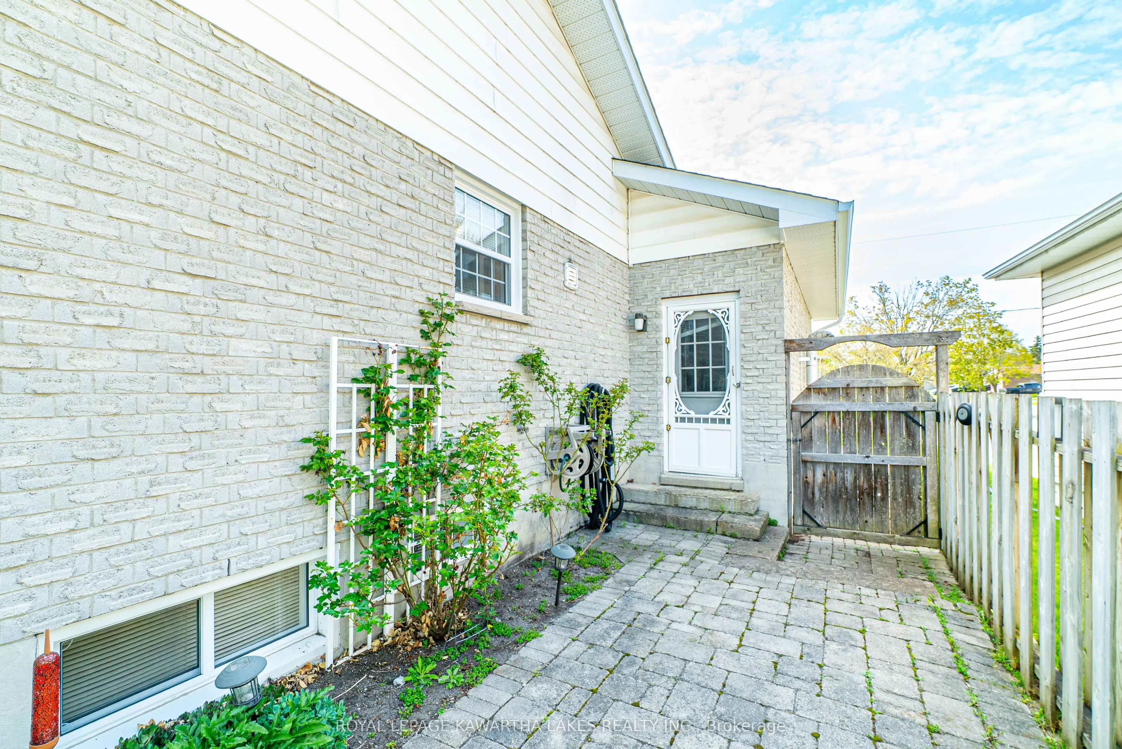 83 Lori Boulevard
