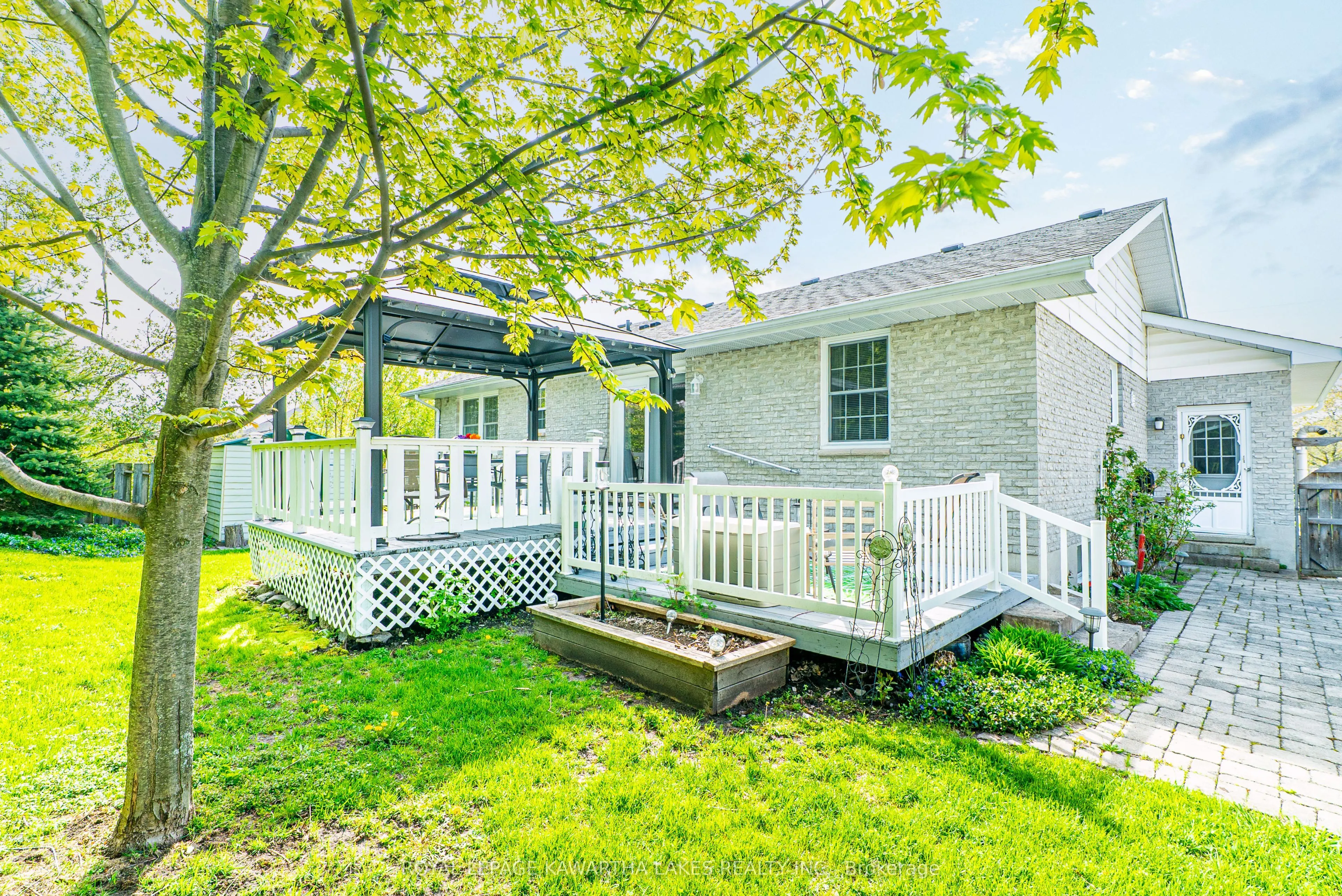 83 Lori Boulevard