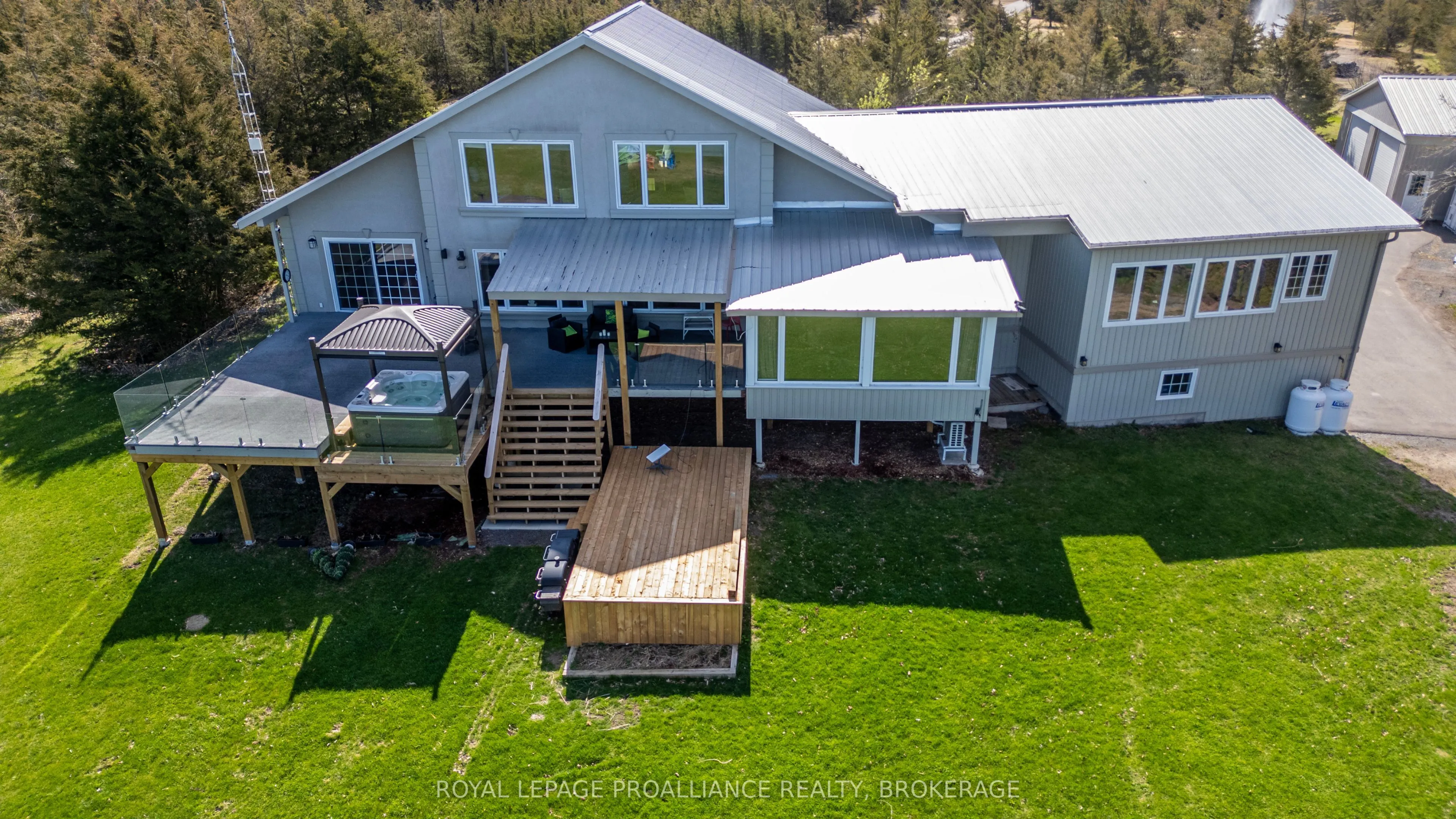 1333 County Road 9