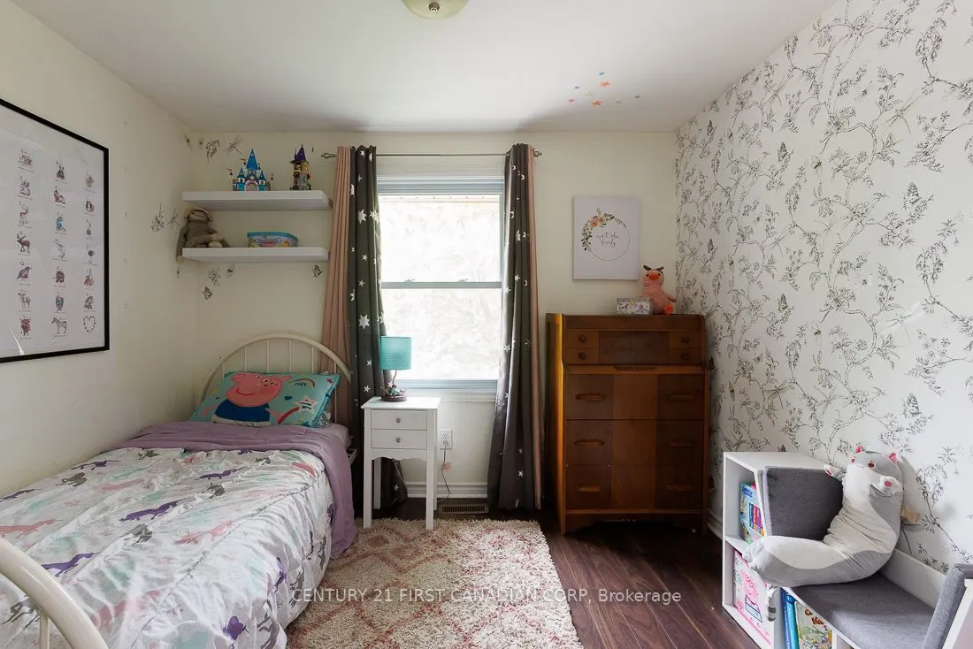 44 Sasha Crescent