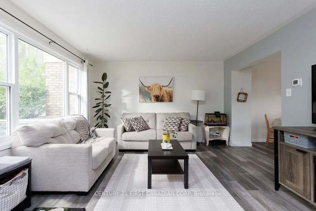 44 Sasha Crescent