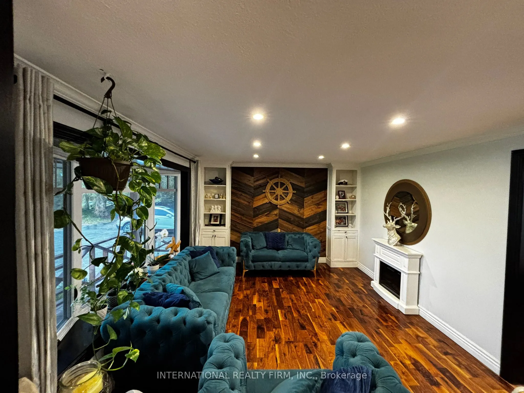 9364 Wellington Rd 124