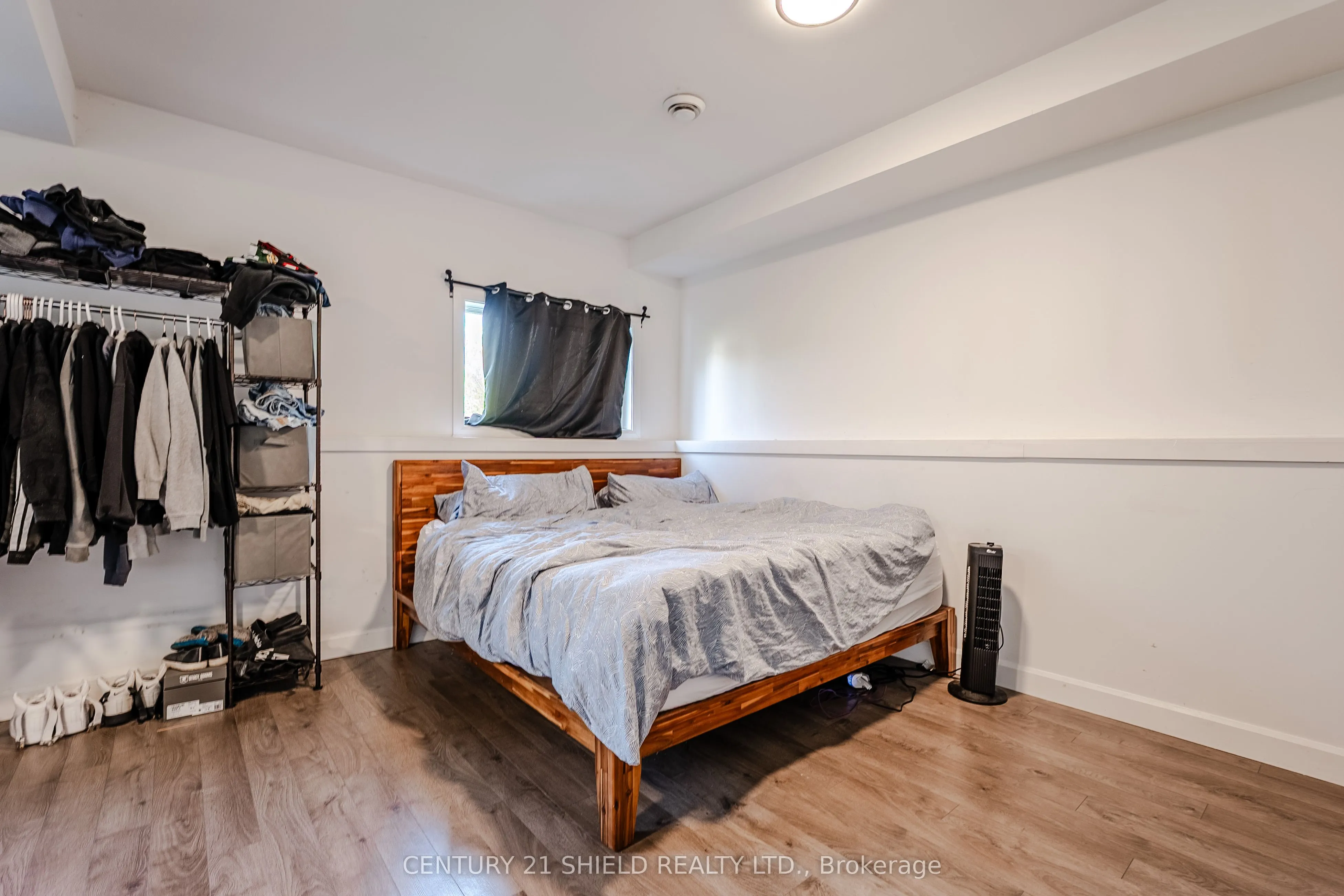6371 & 6373 Monument Way