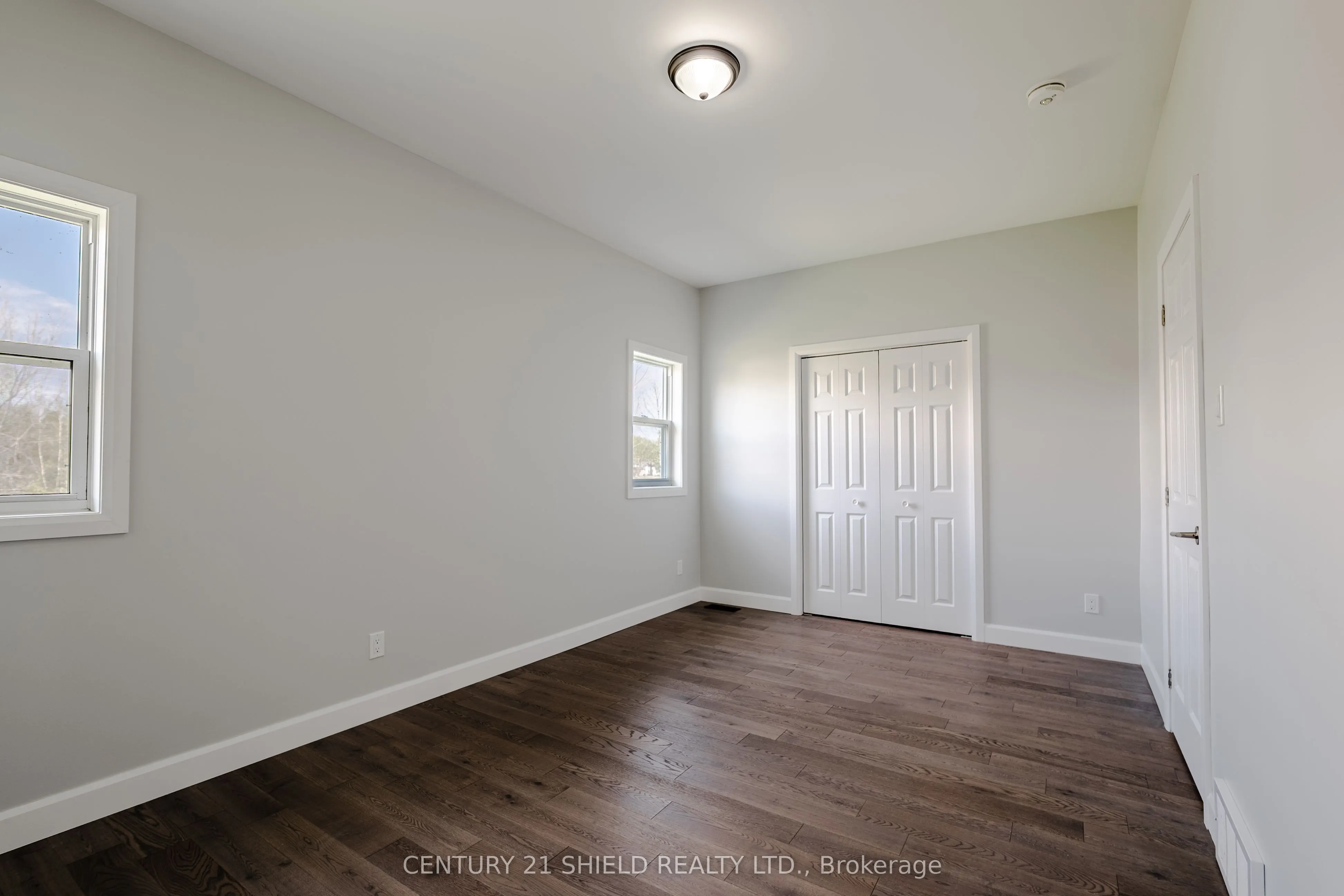 6371 & 6373 Monument Way