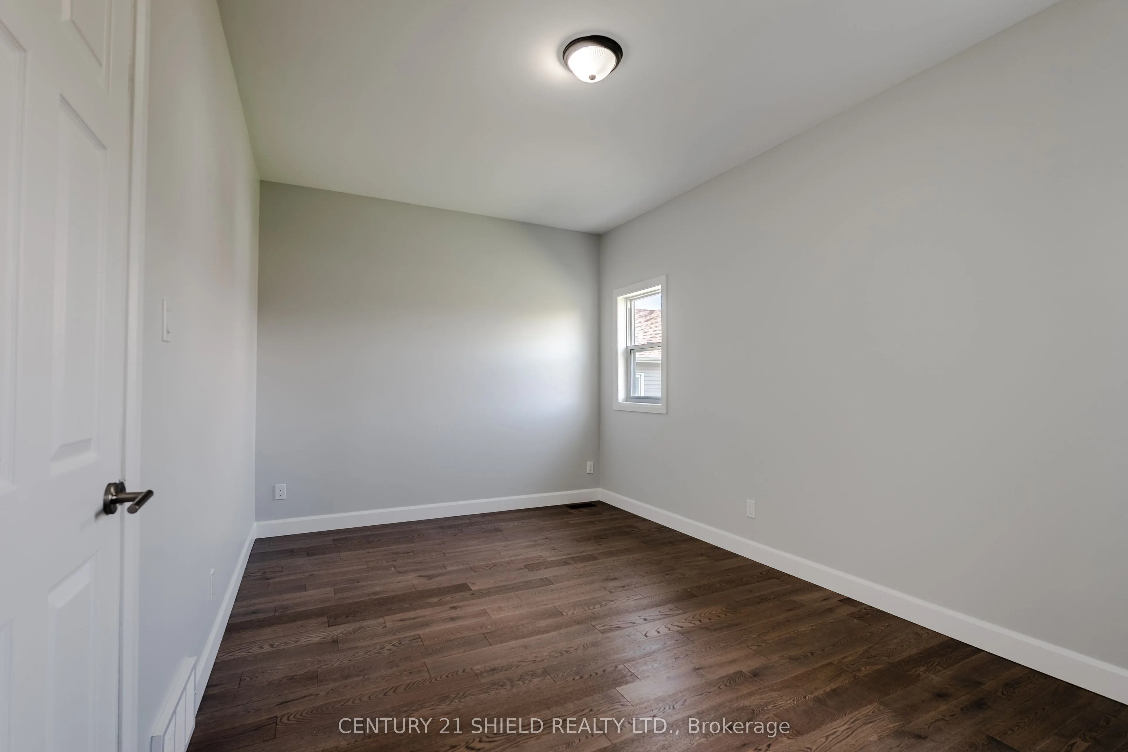 6371 & 6373 Monument Way