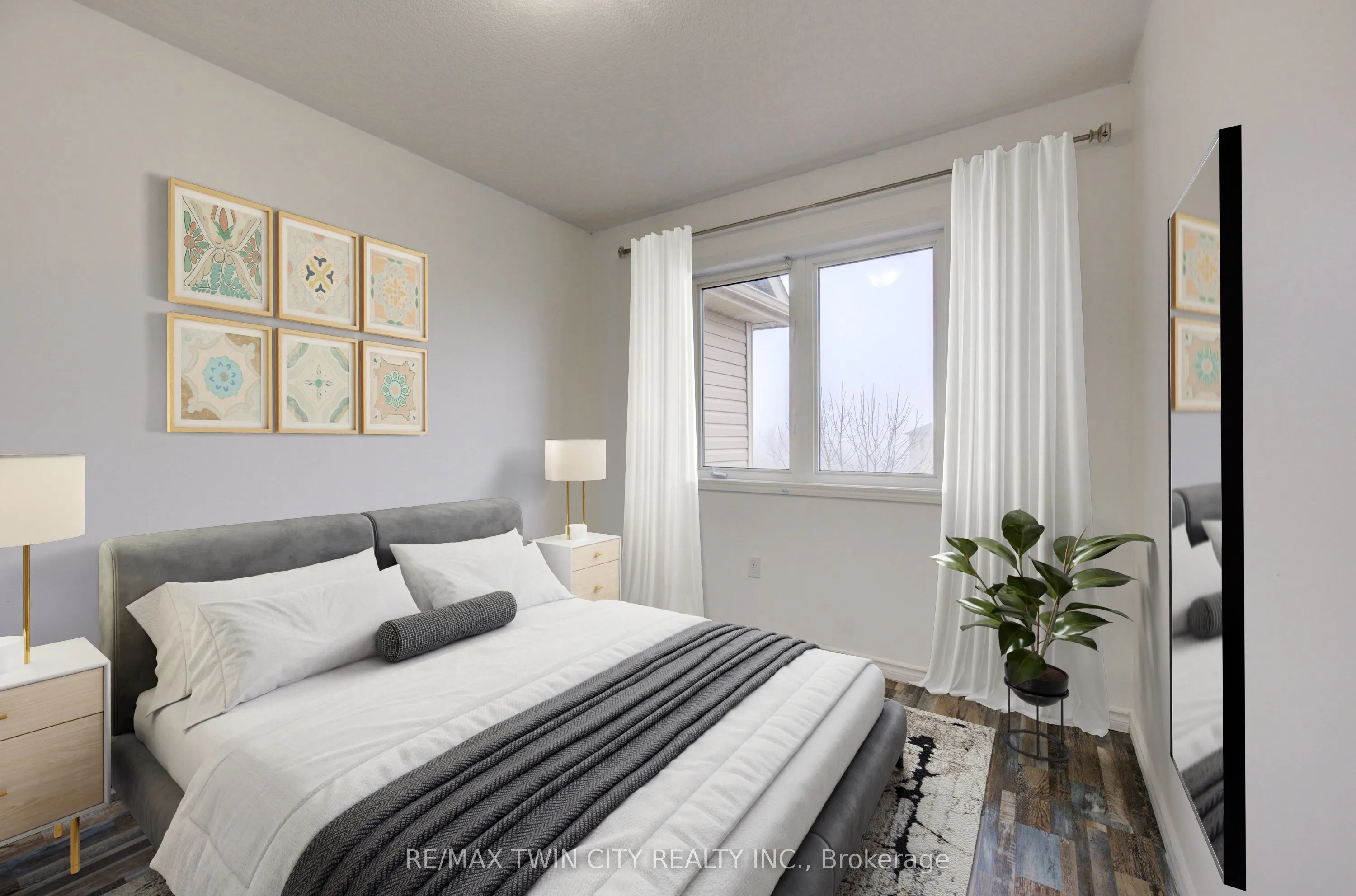 82 Trowbridge Street