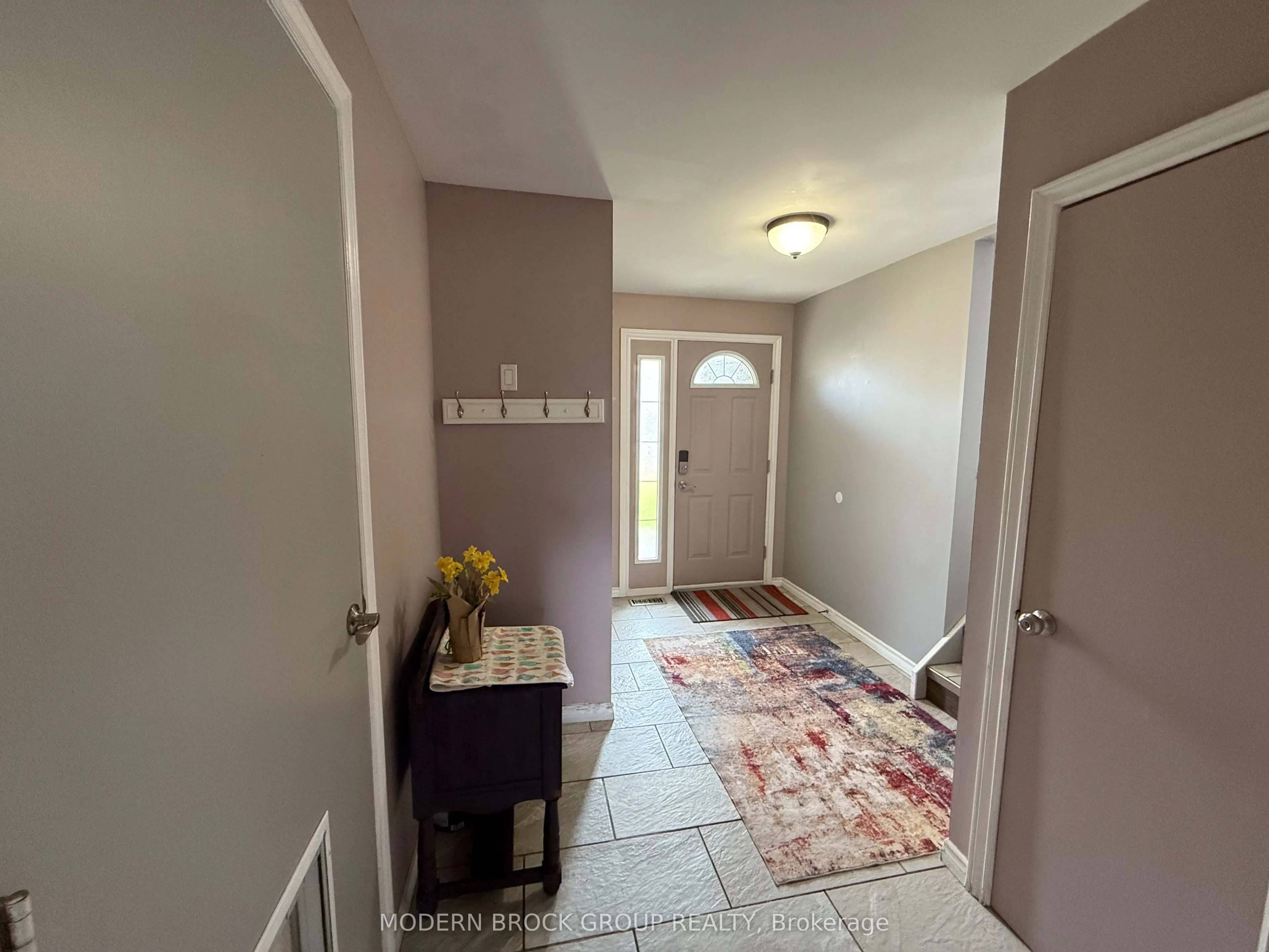 1350 Linden Crescent