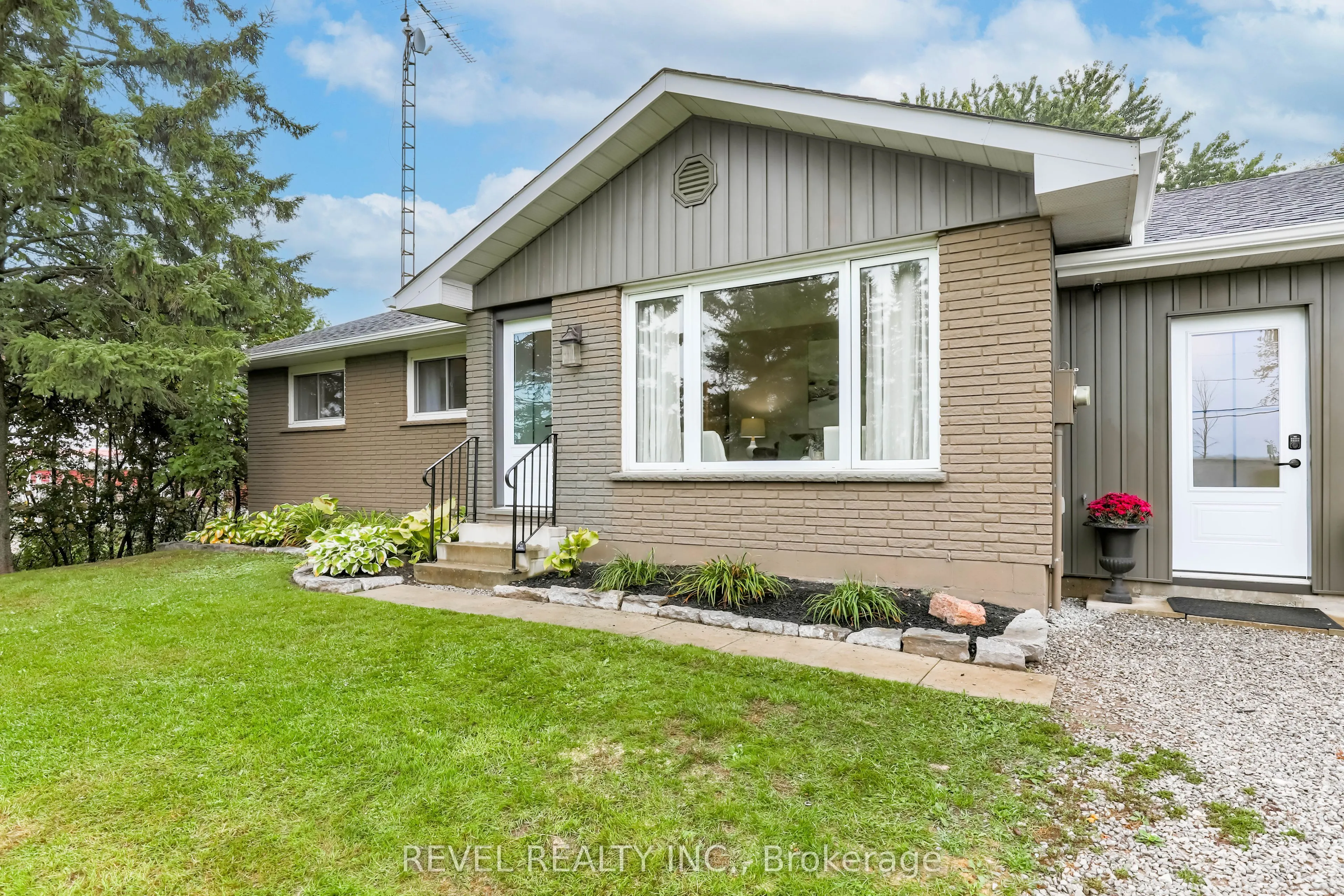 3880 Highway 35