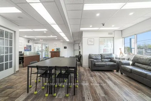 3713 Navan Road