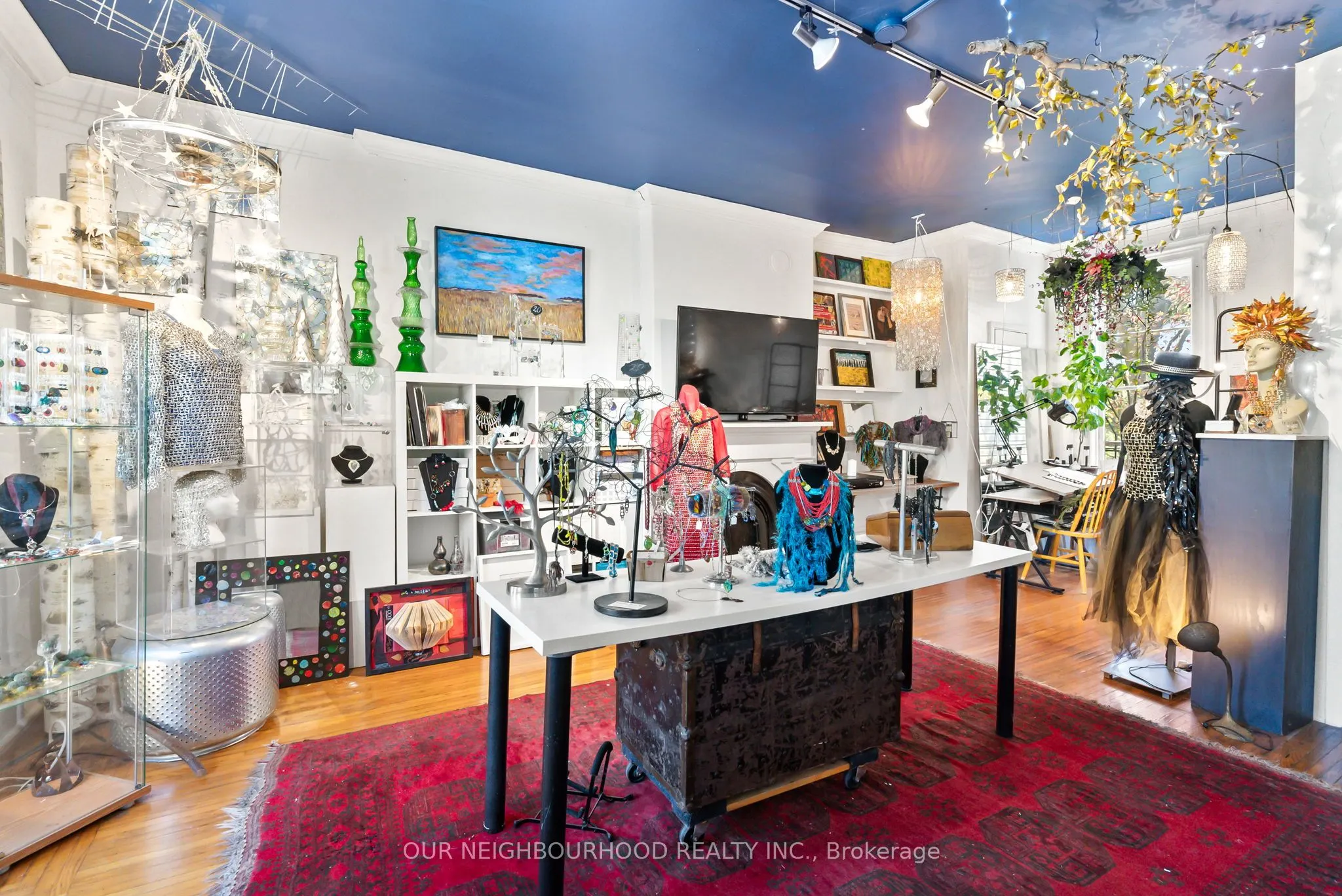 80 King Street E
