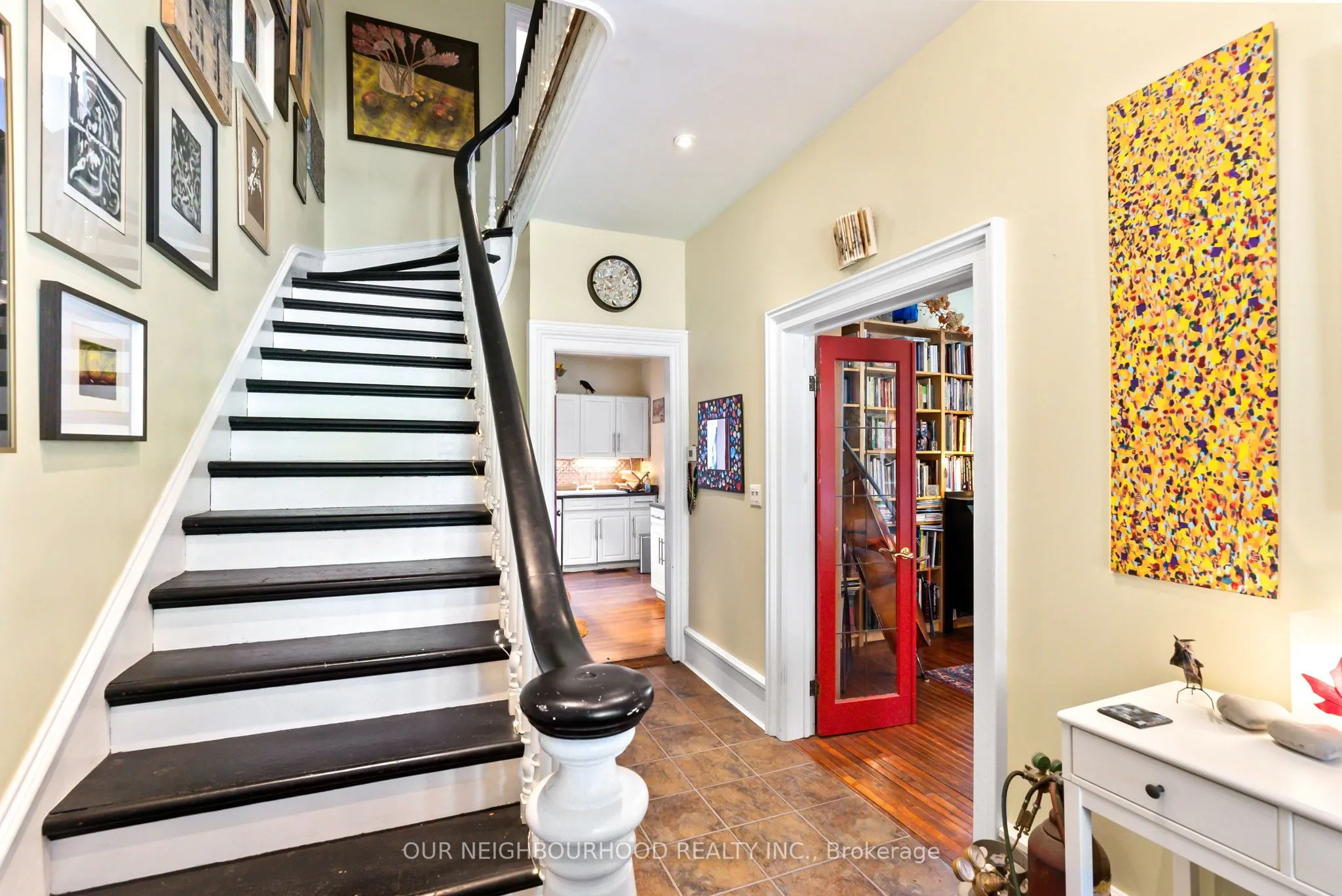 80 King Street E