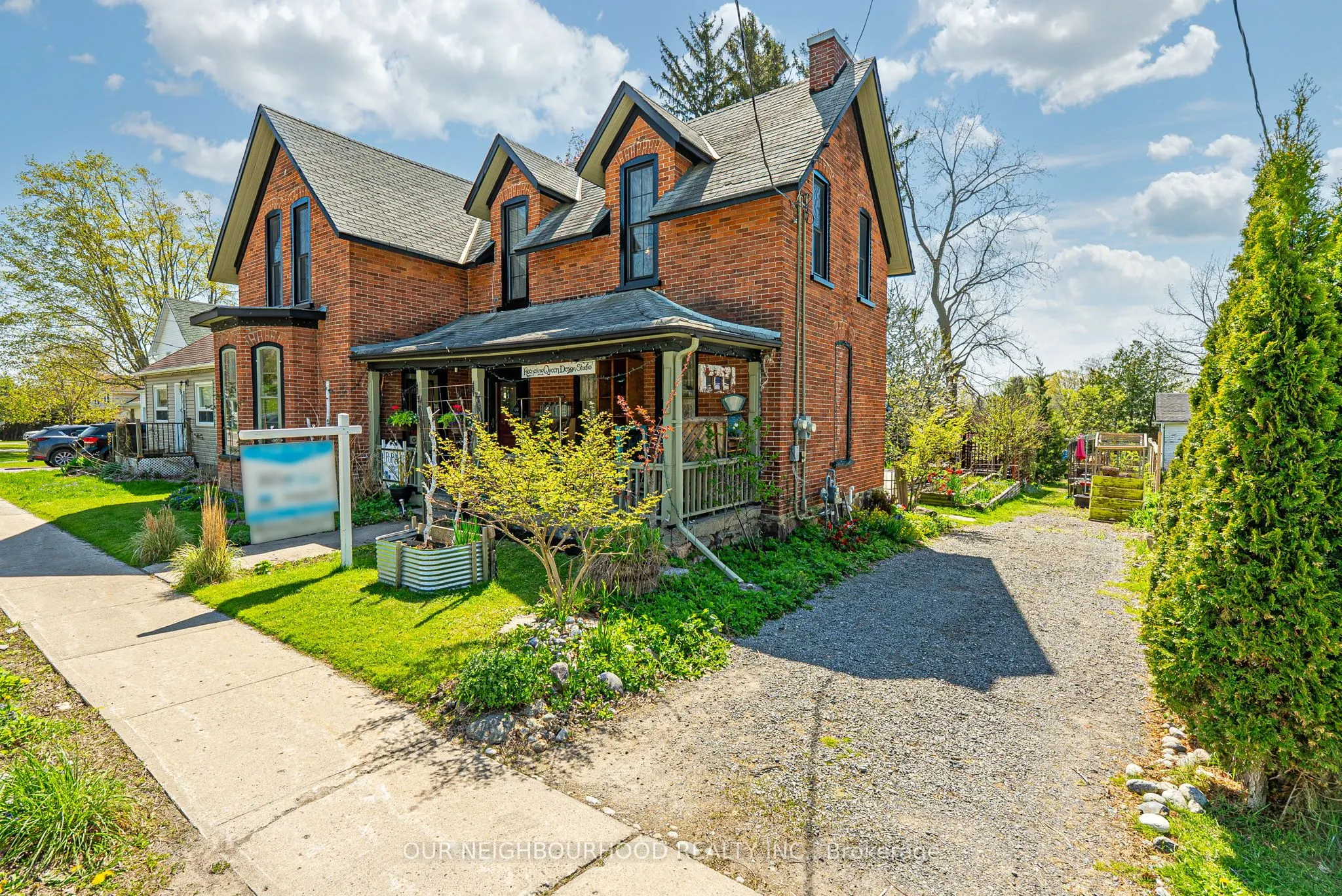 80 King Street E