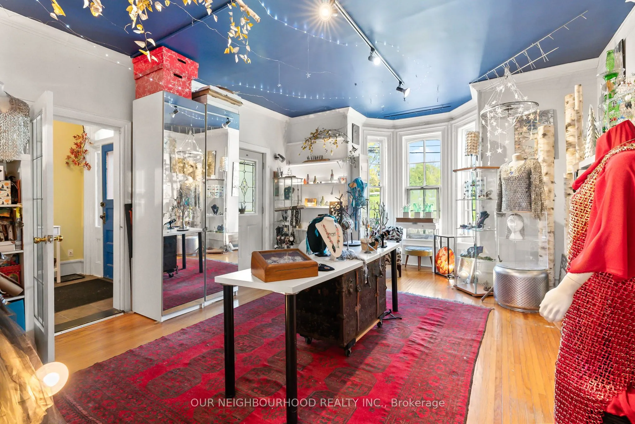 80 King Street E