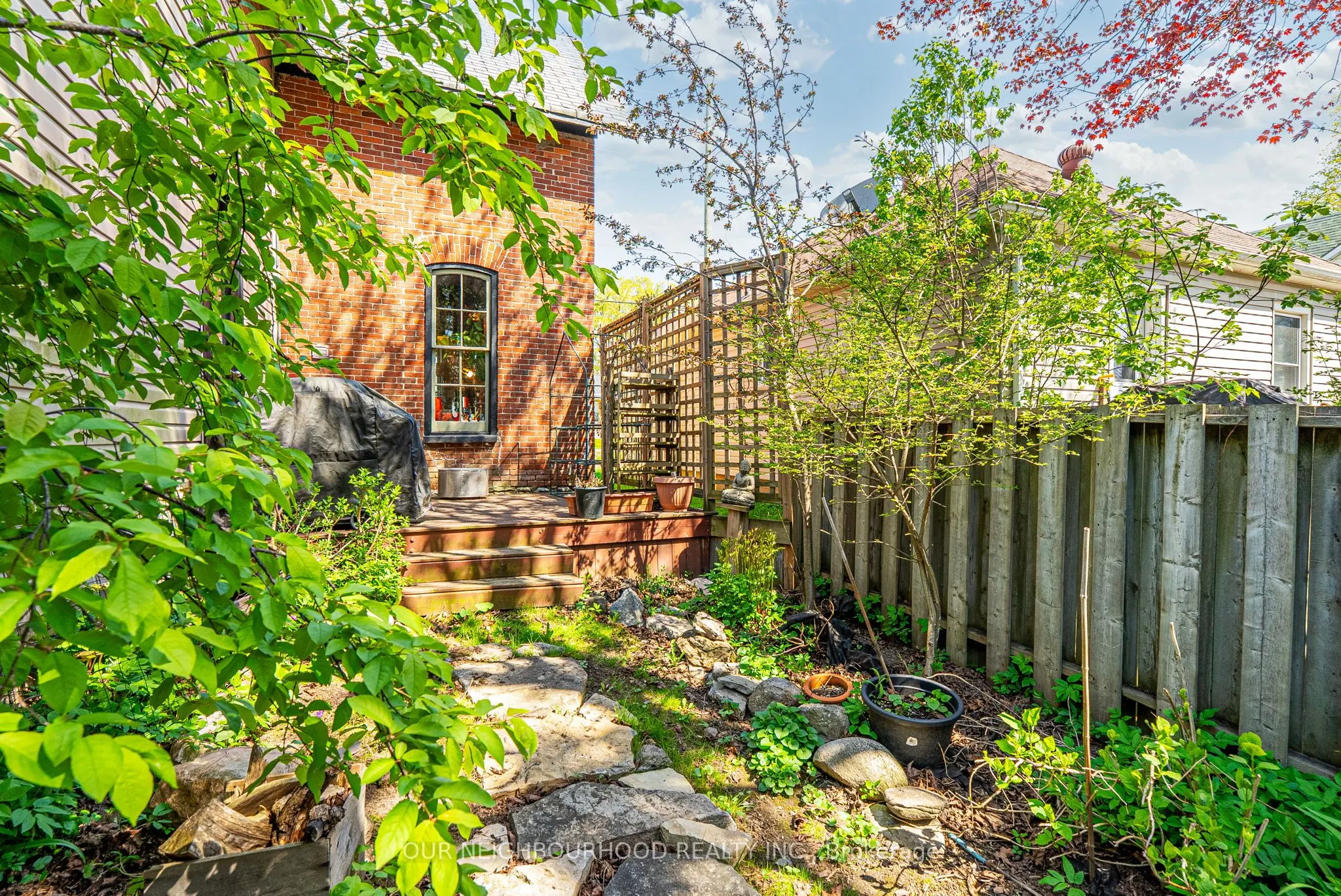 80 King Street E