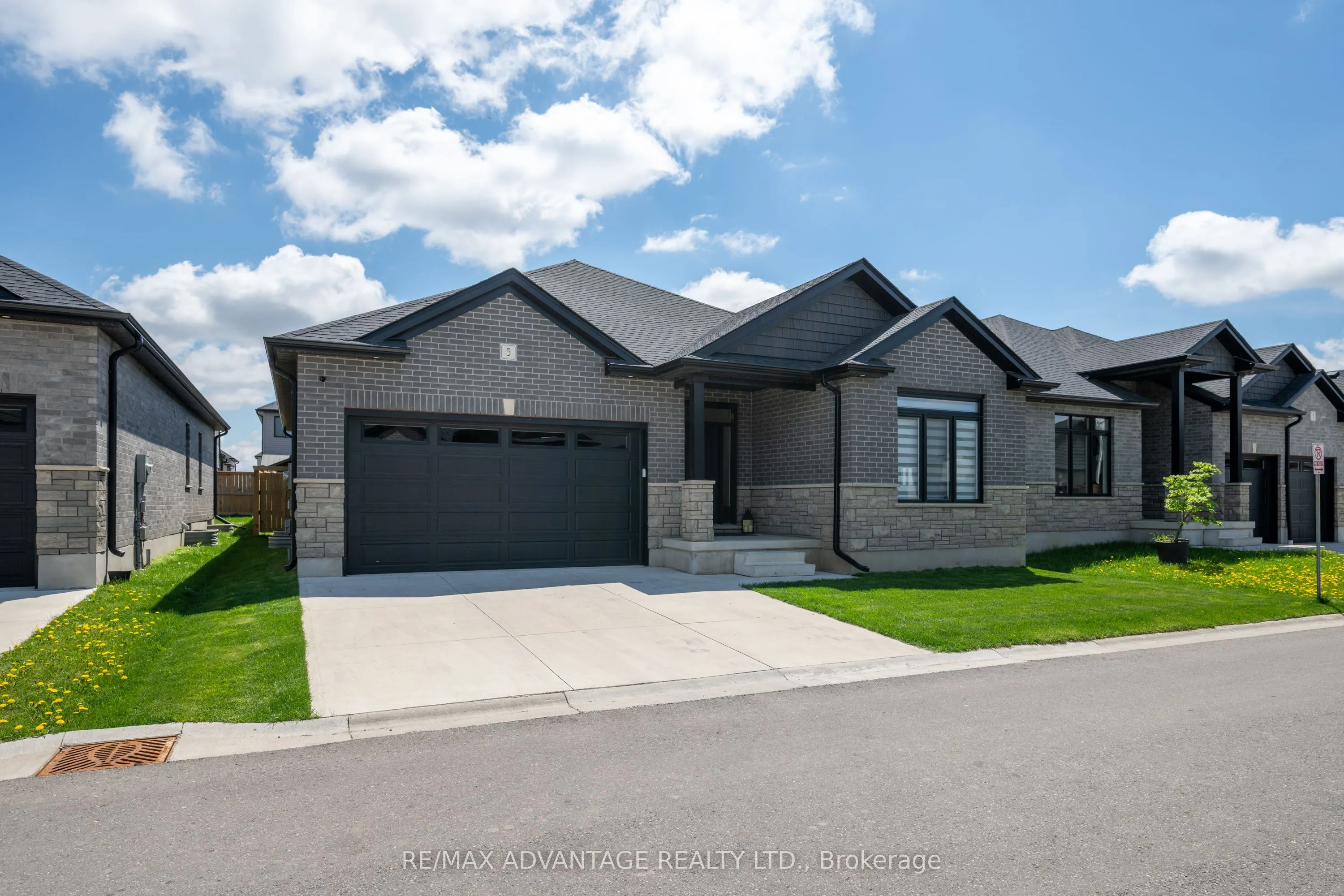 383 Daventry Way, #5