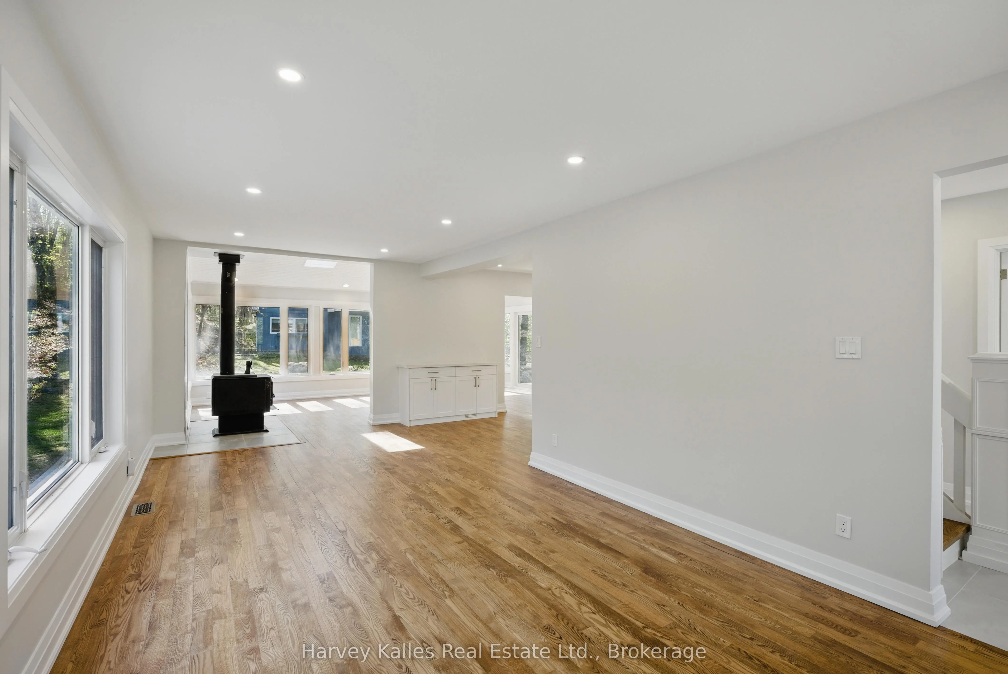 21 Todholm Drive