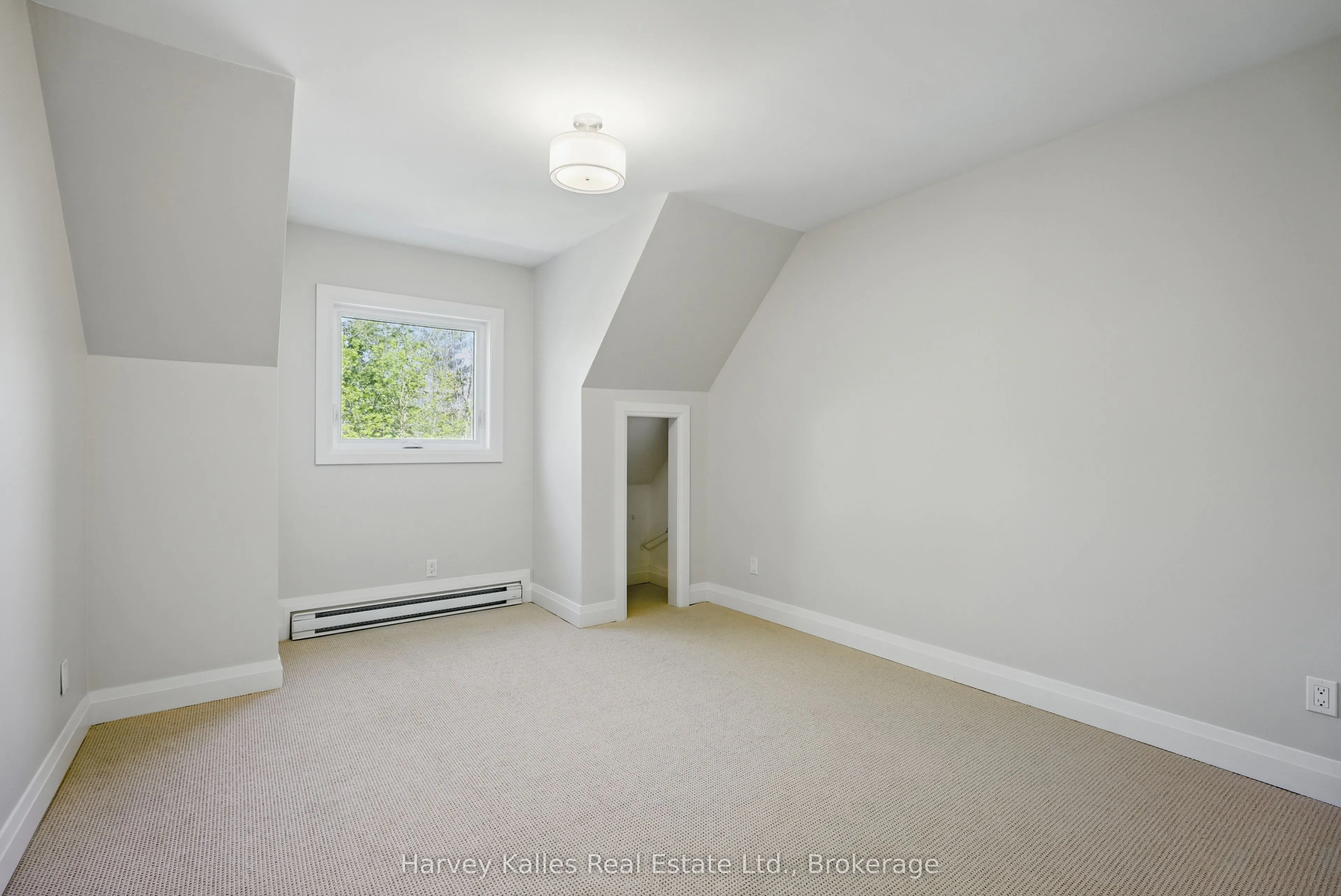 21 Todholm Drive