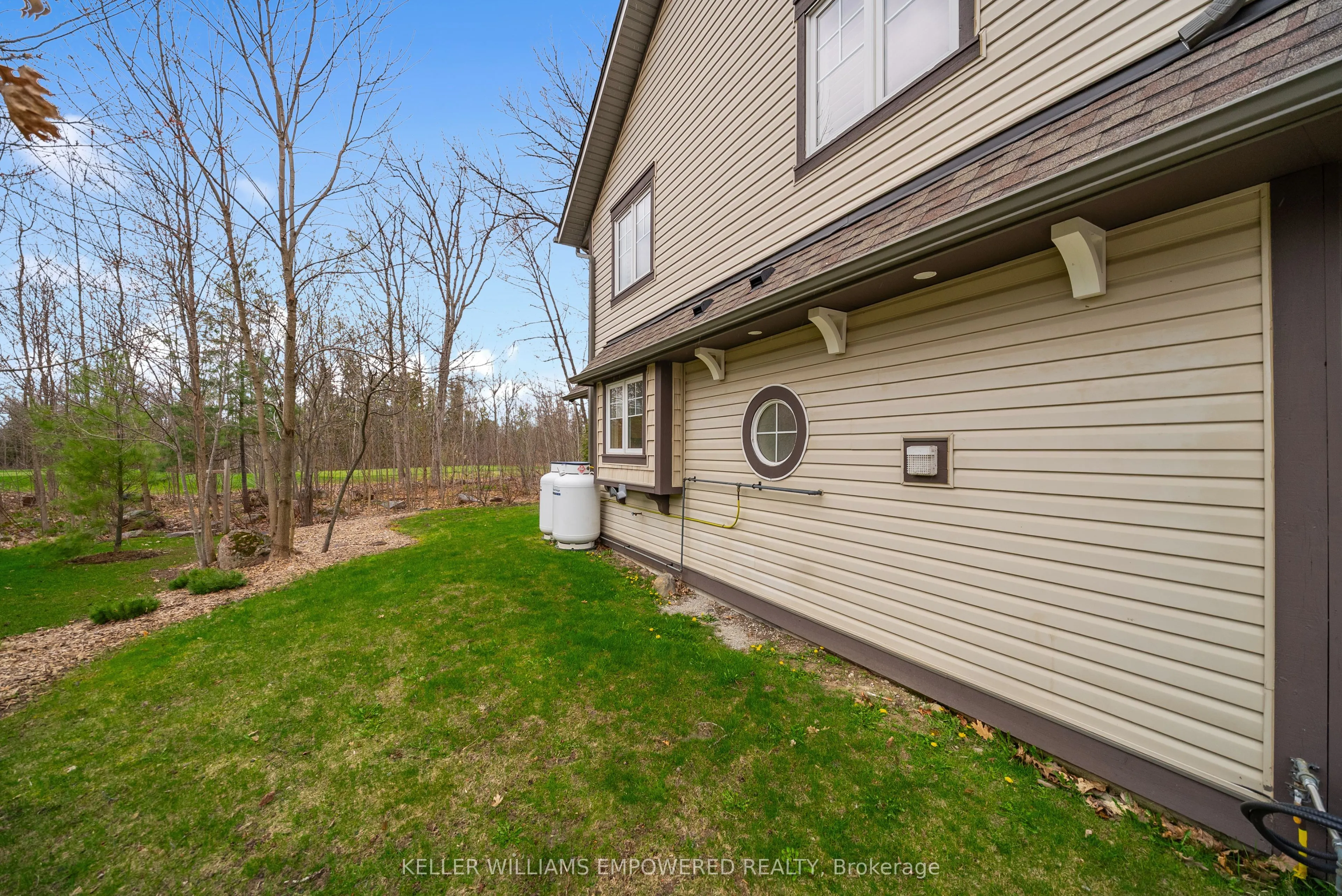 22 COUNTRY Trail, #11