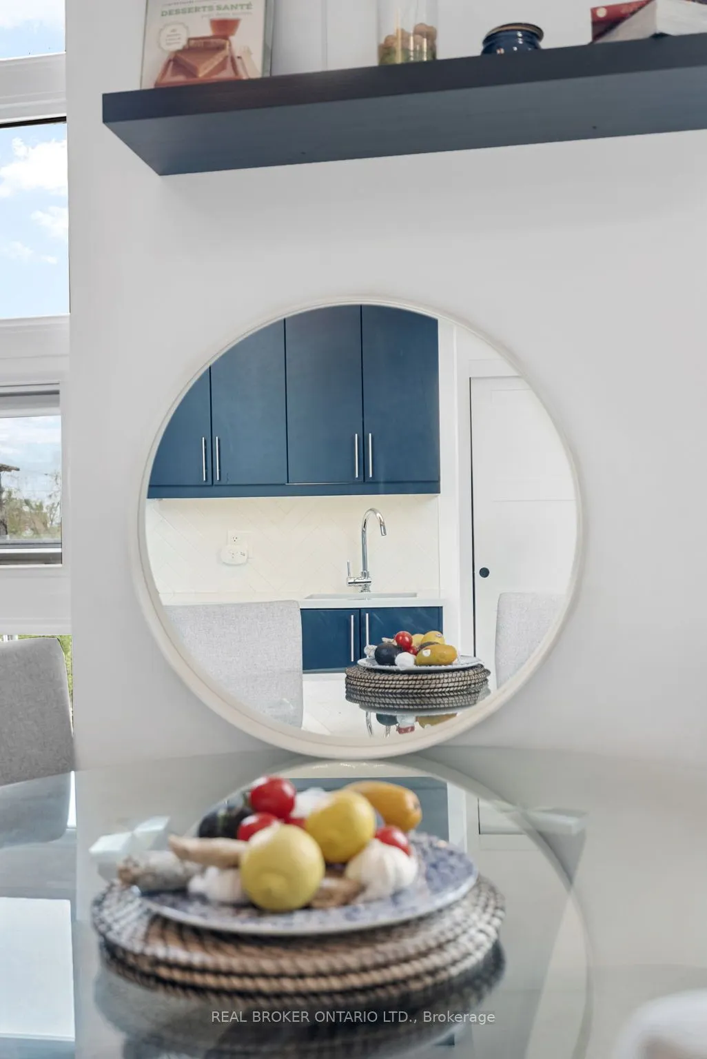 101 Pinhey Street #304