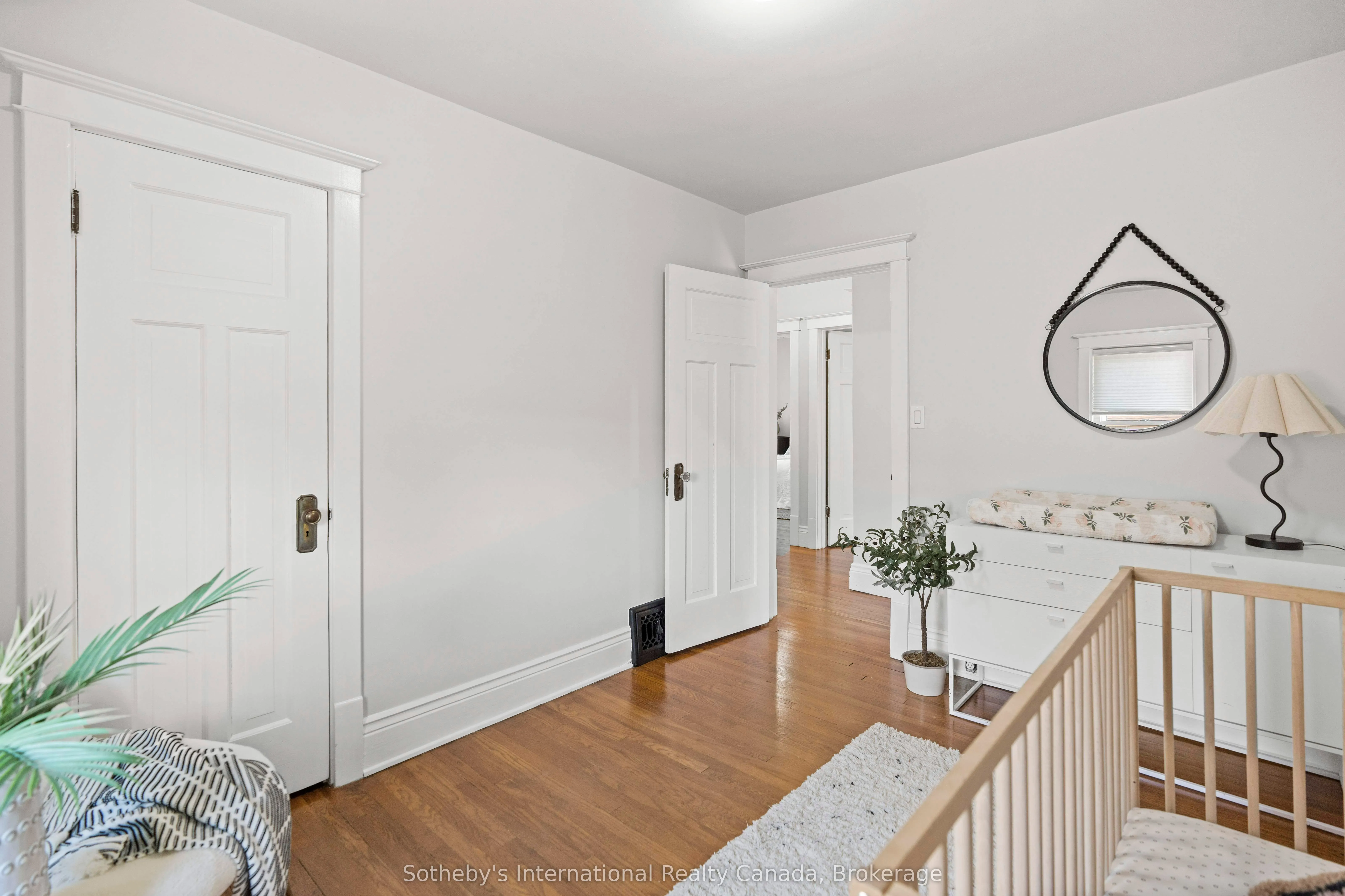 122 Lake Avenue Drive