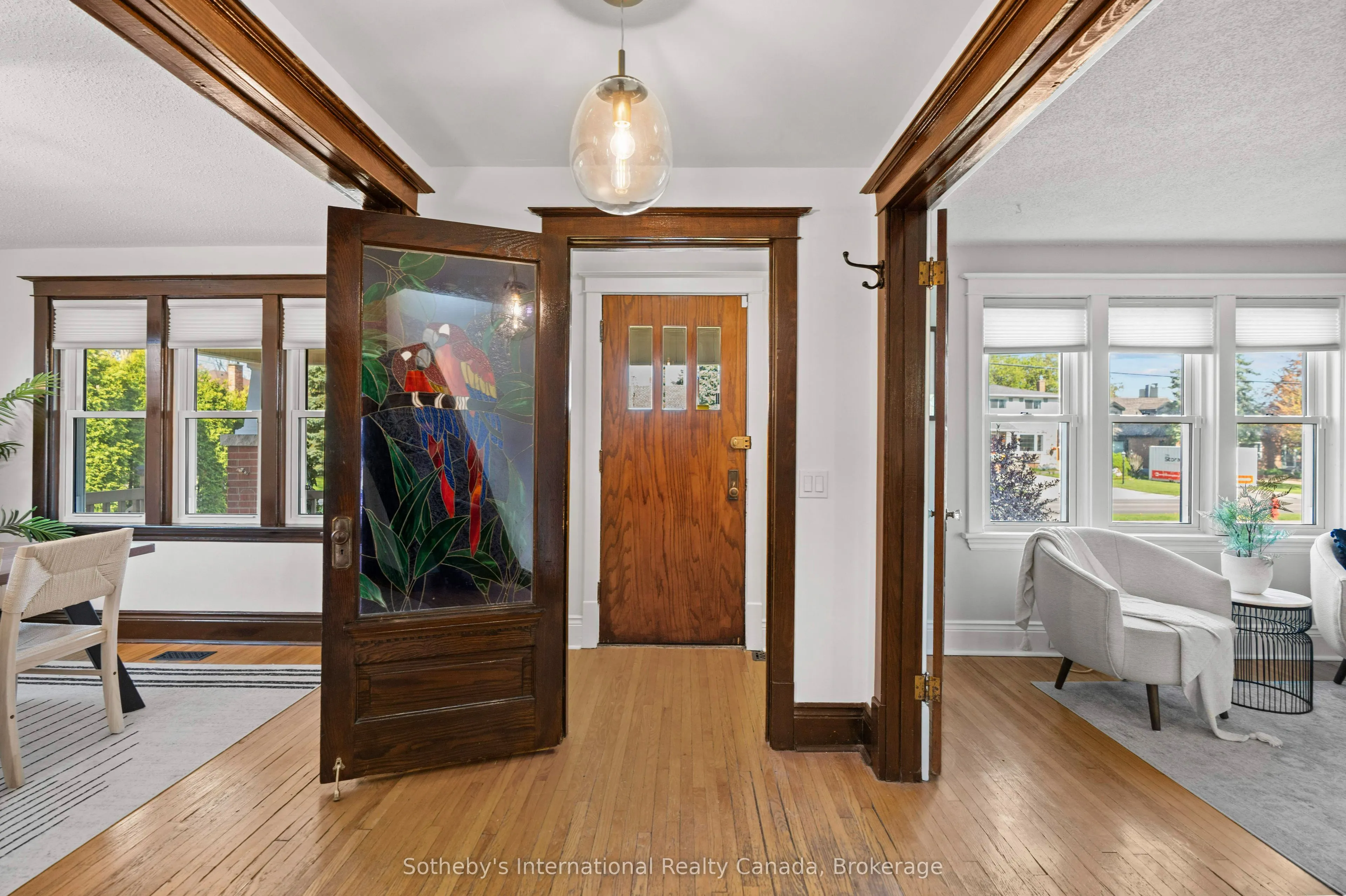 122 Lake Avenue Drive