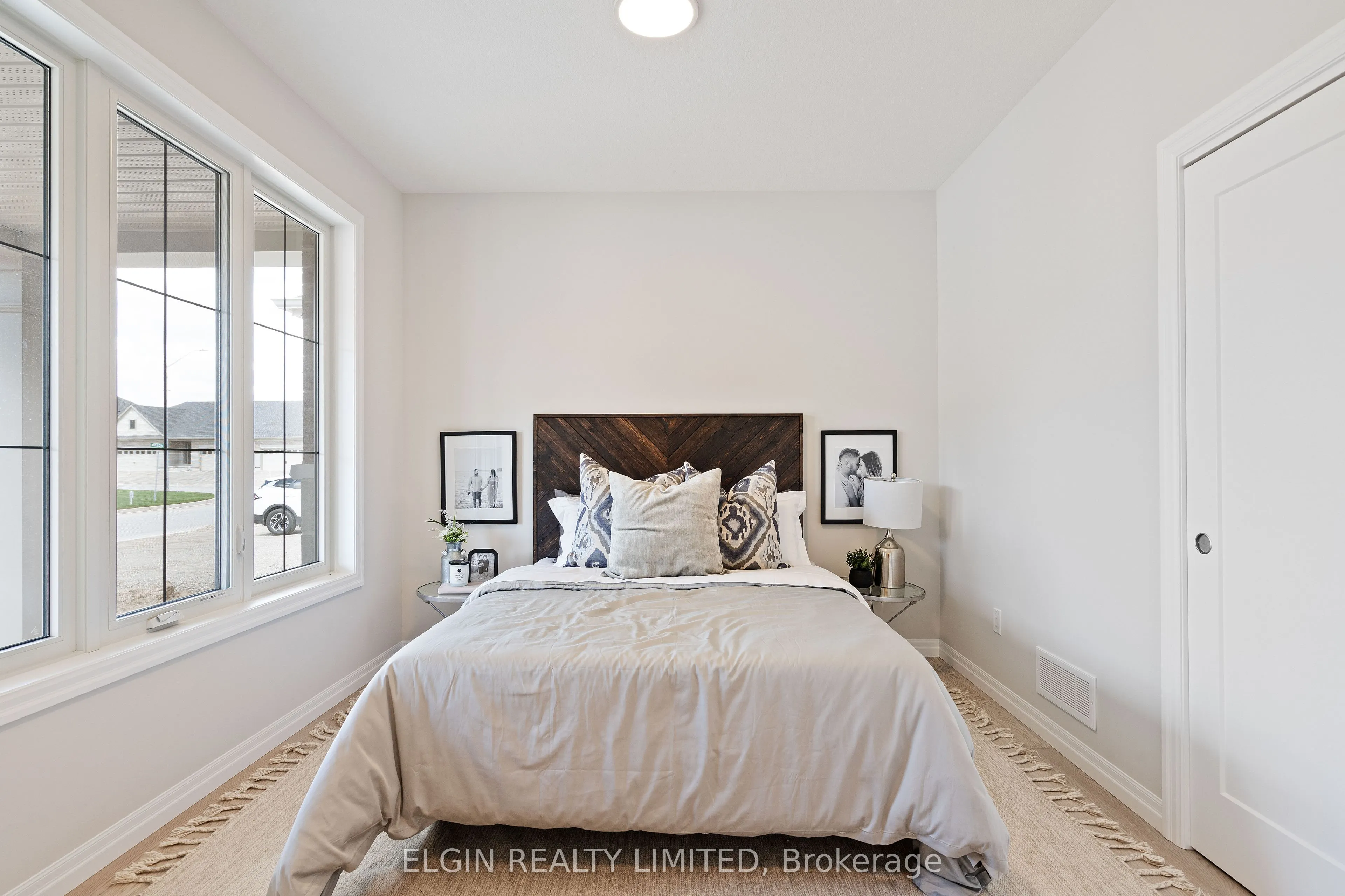 6 Hemlock Crescent