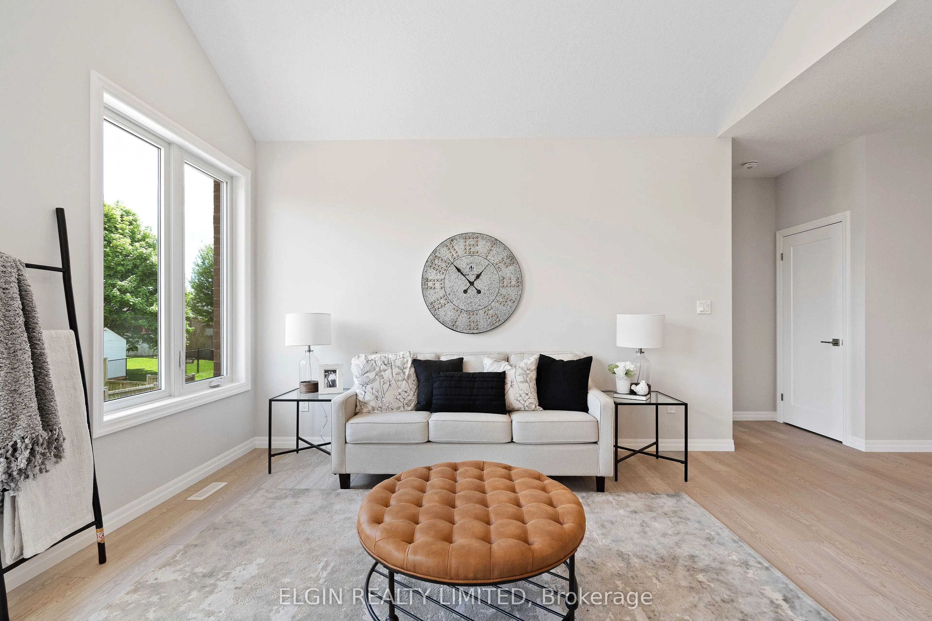6 Hemlock Crescent