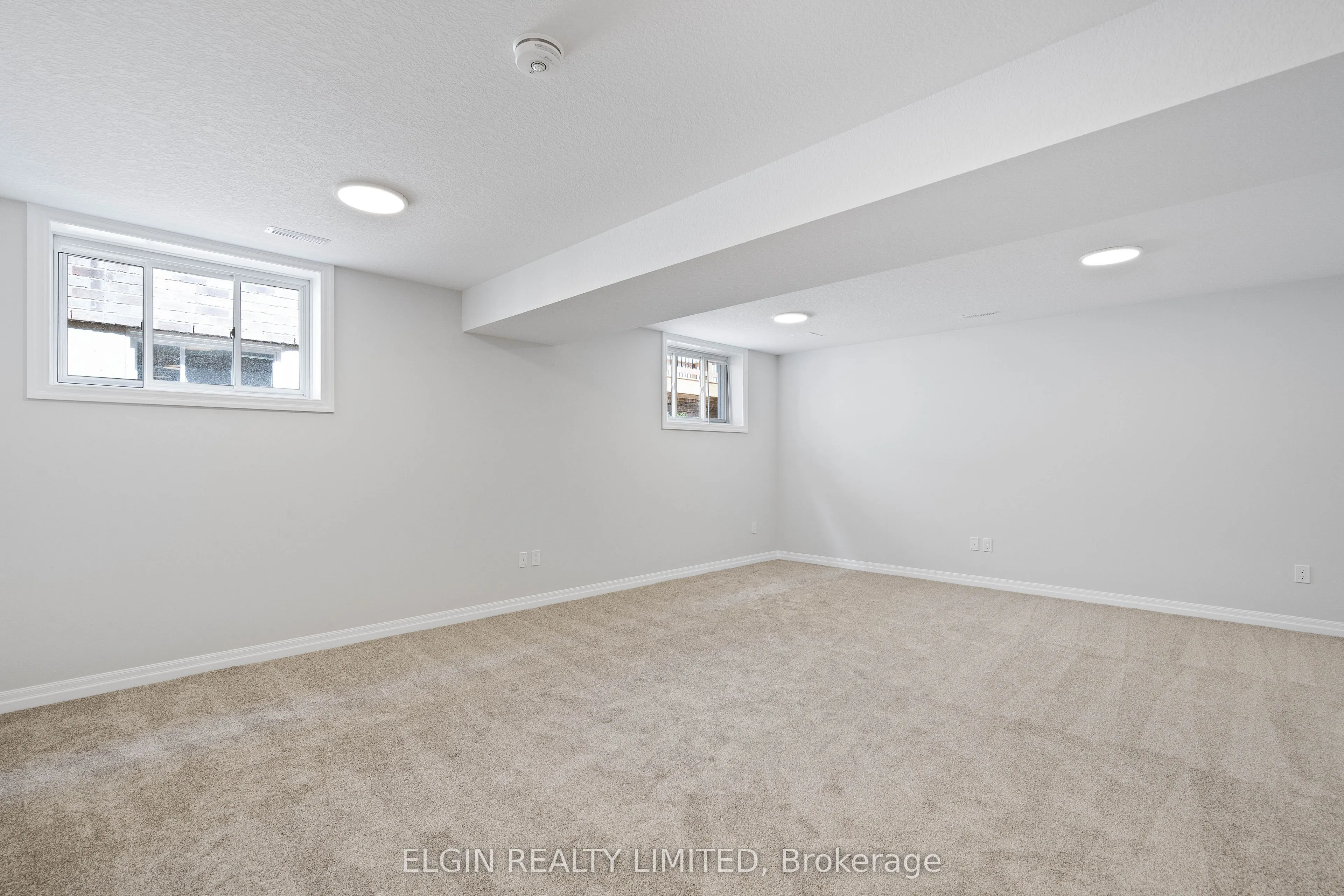 6 Hemlock Crescent