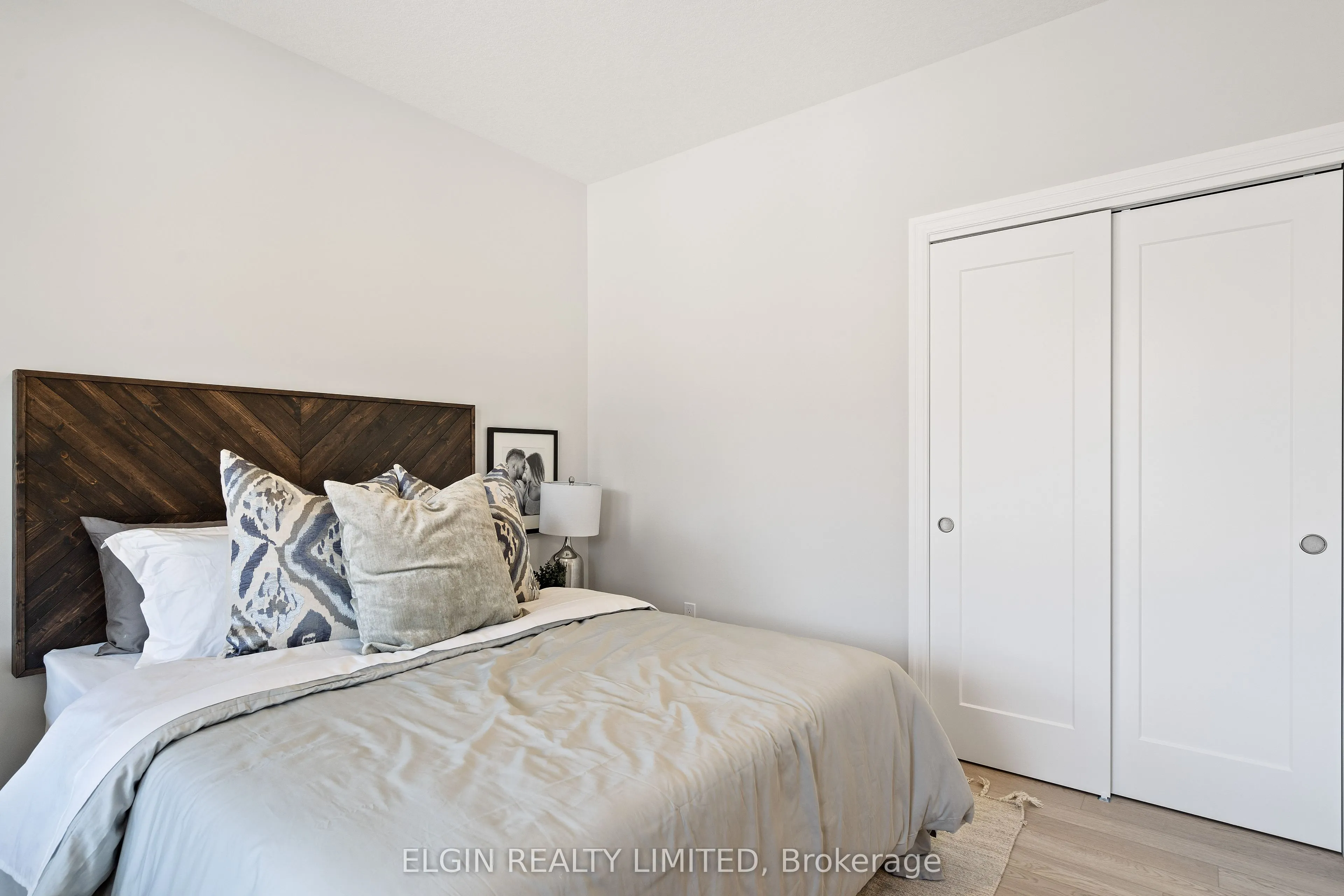6 Hemlock Crescent