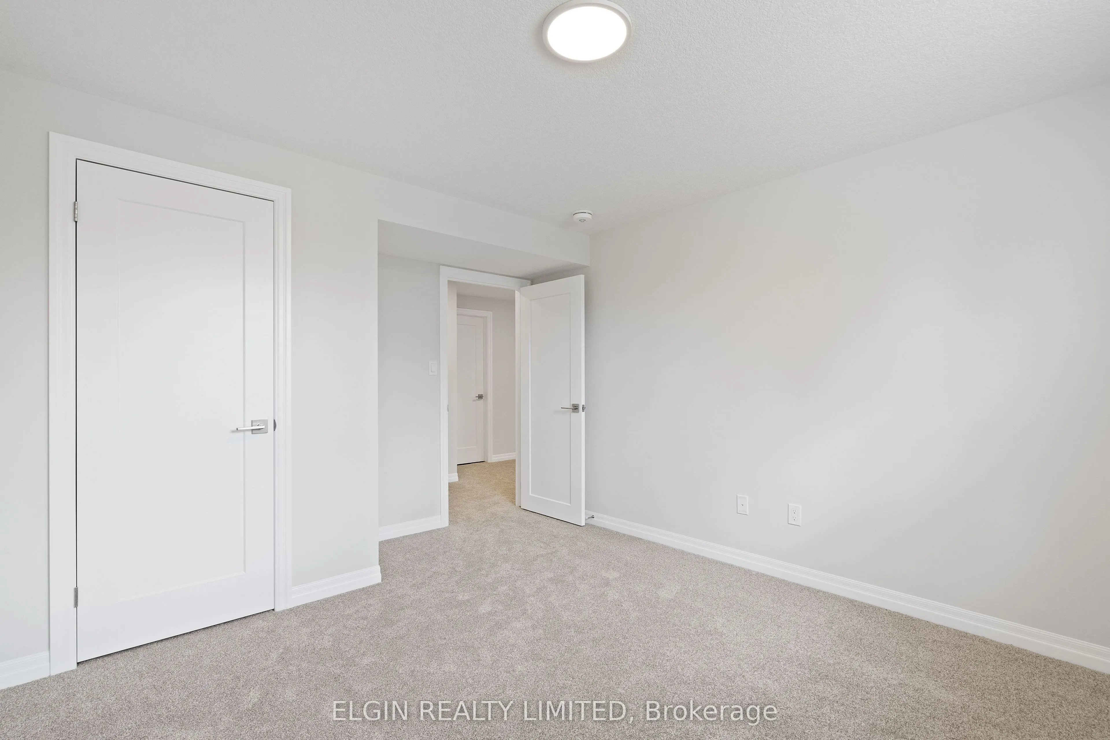 6 Hemlock Crescent