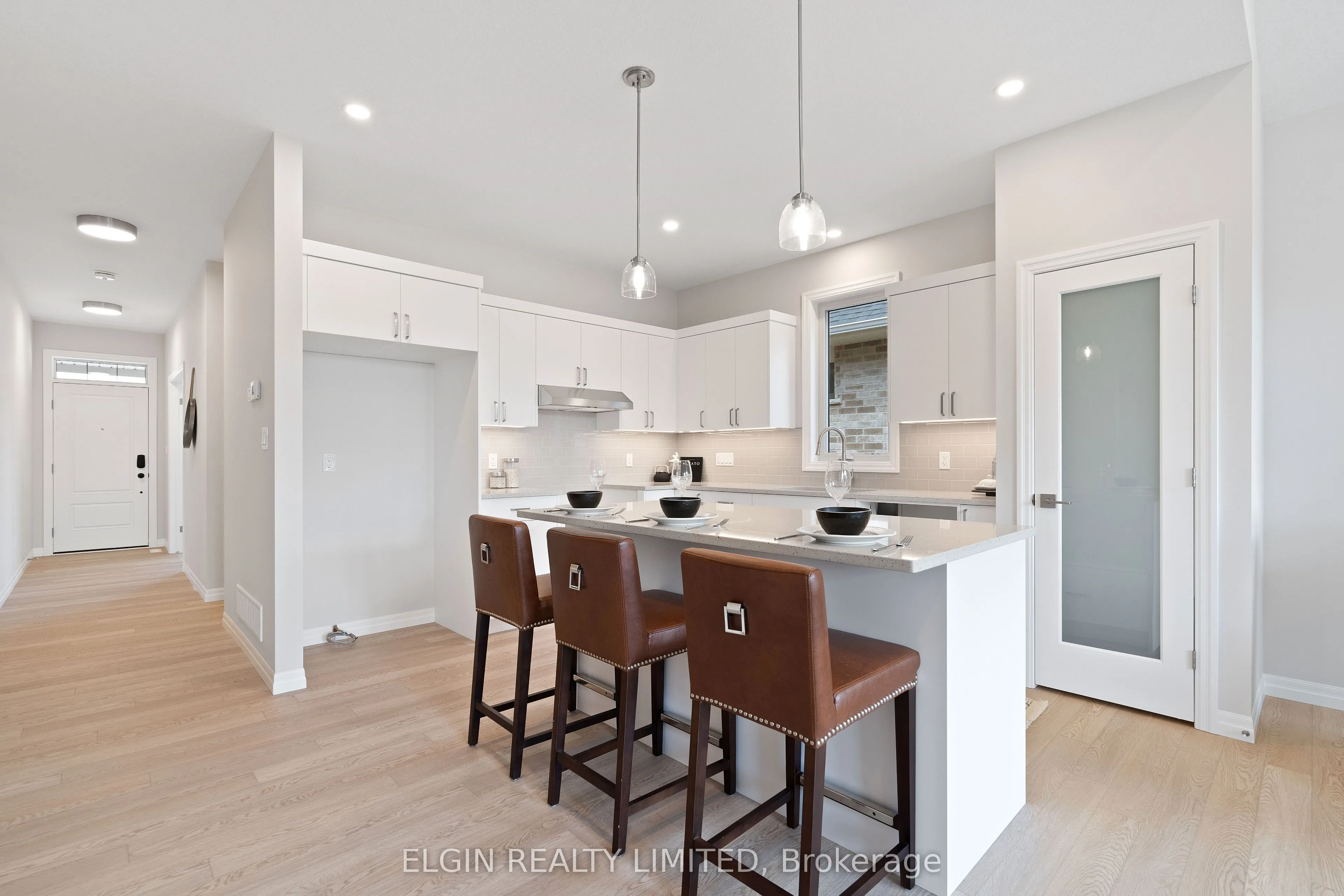 6 Hemlock Crescent