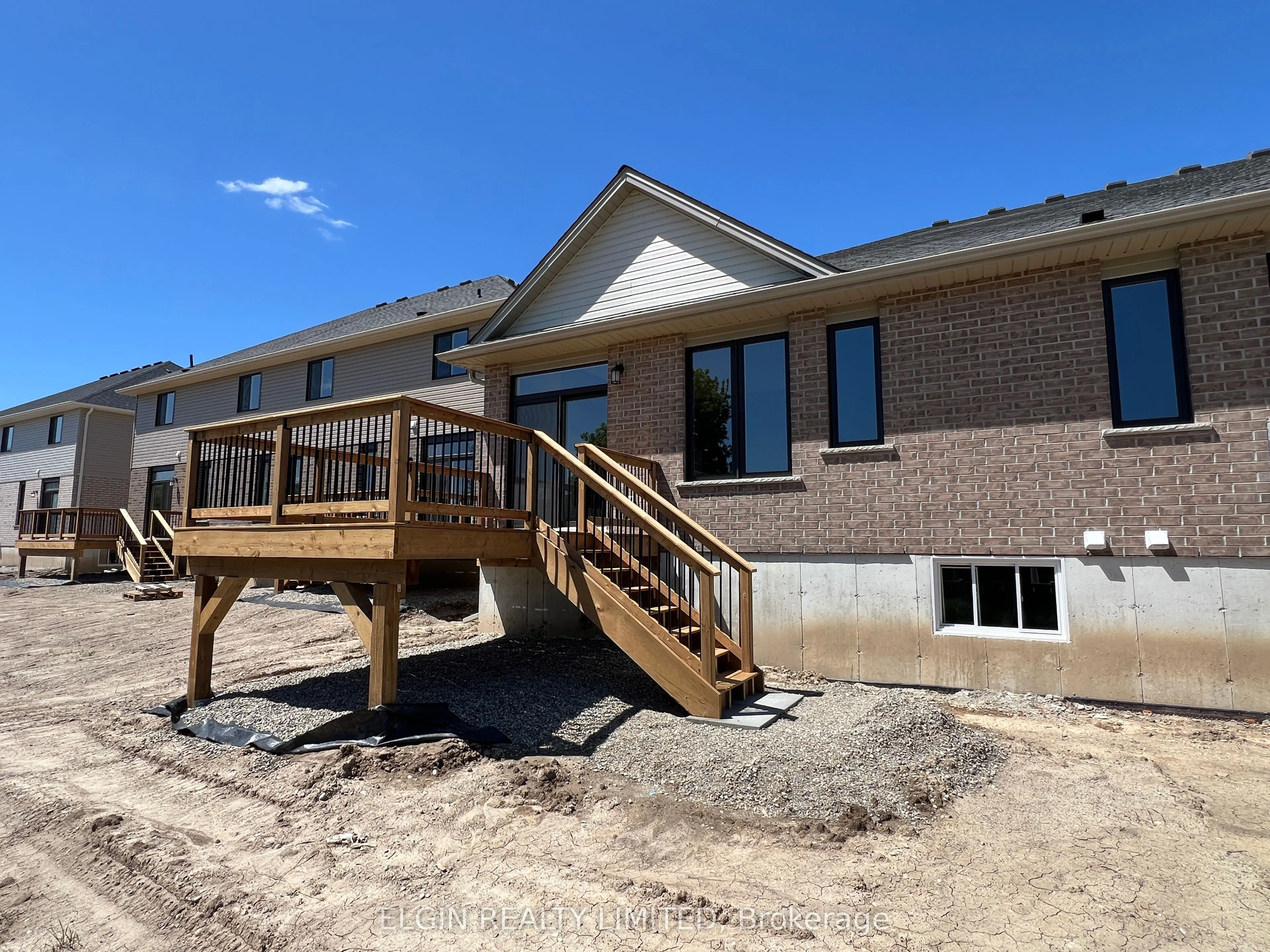 8 Hemlock Crescent