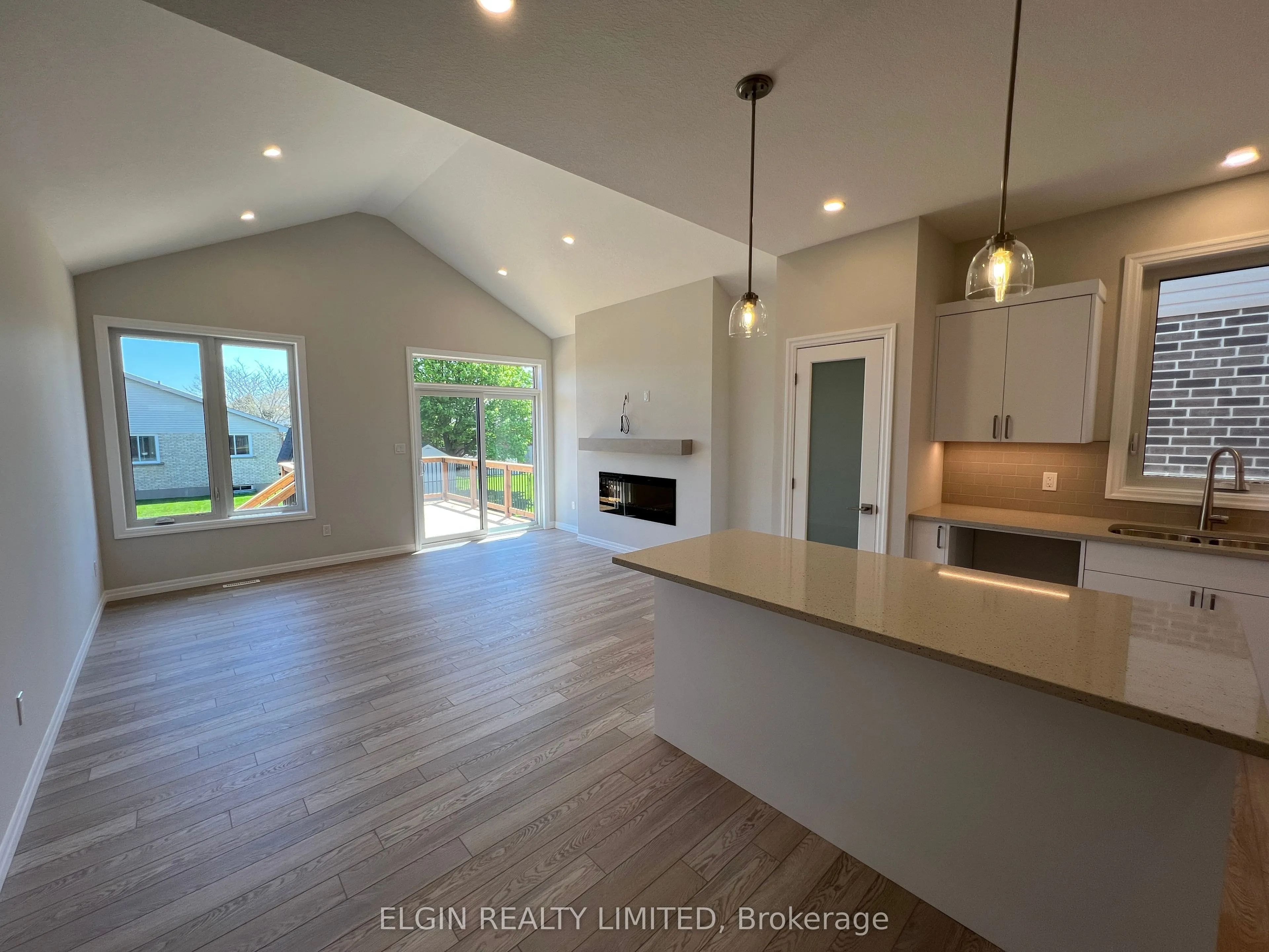 8 Hemlock Crescent