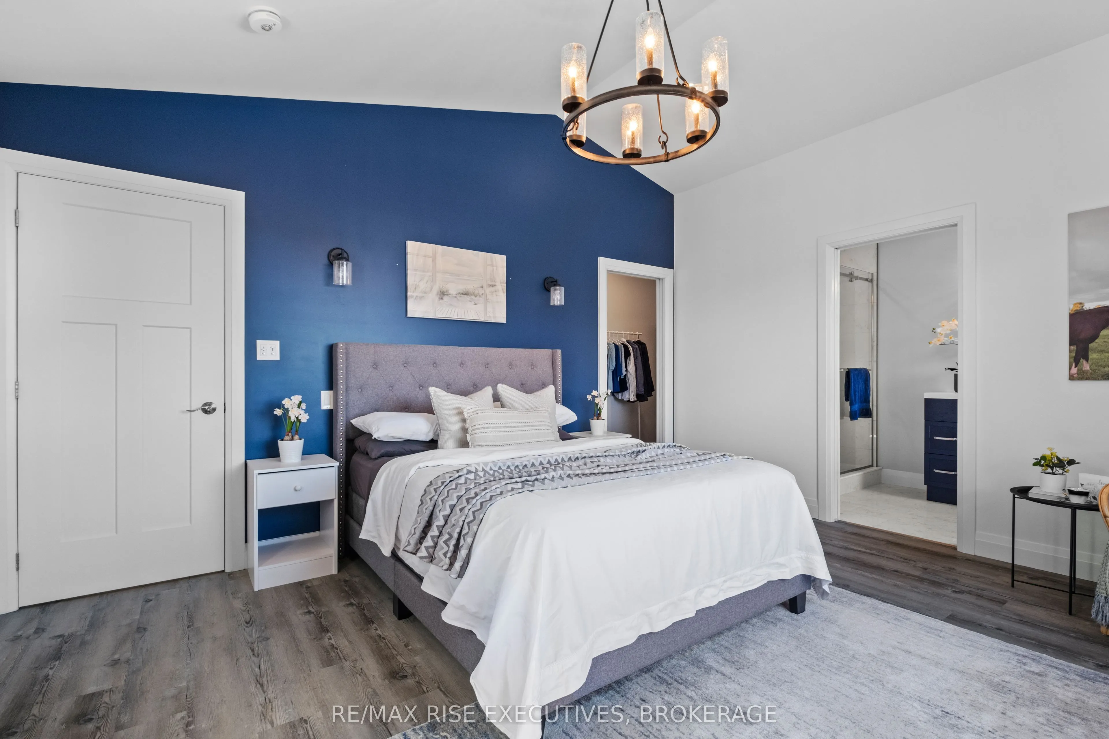 1022 Briscoe Bay Lane