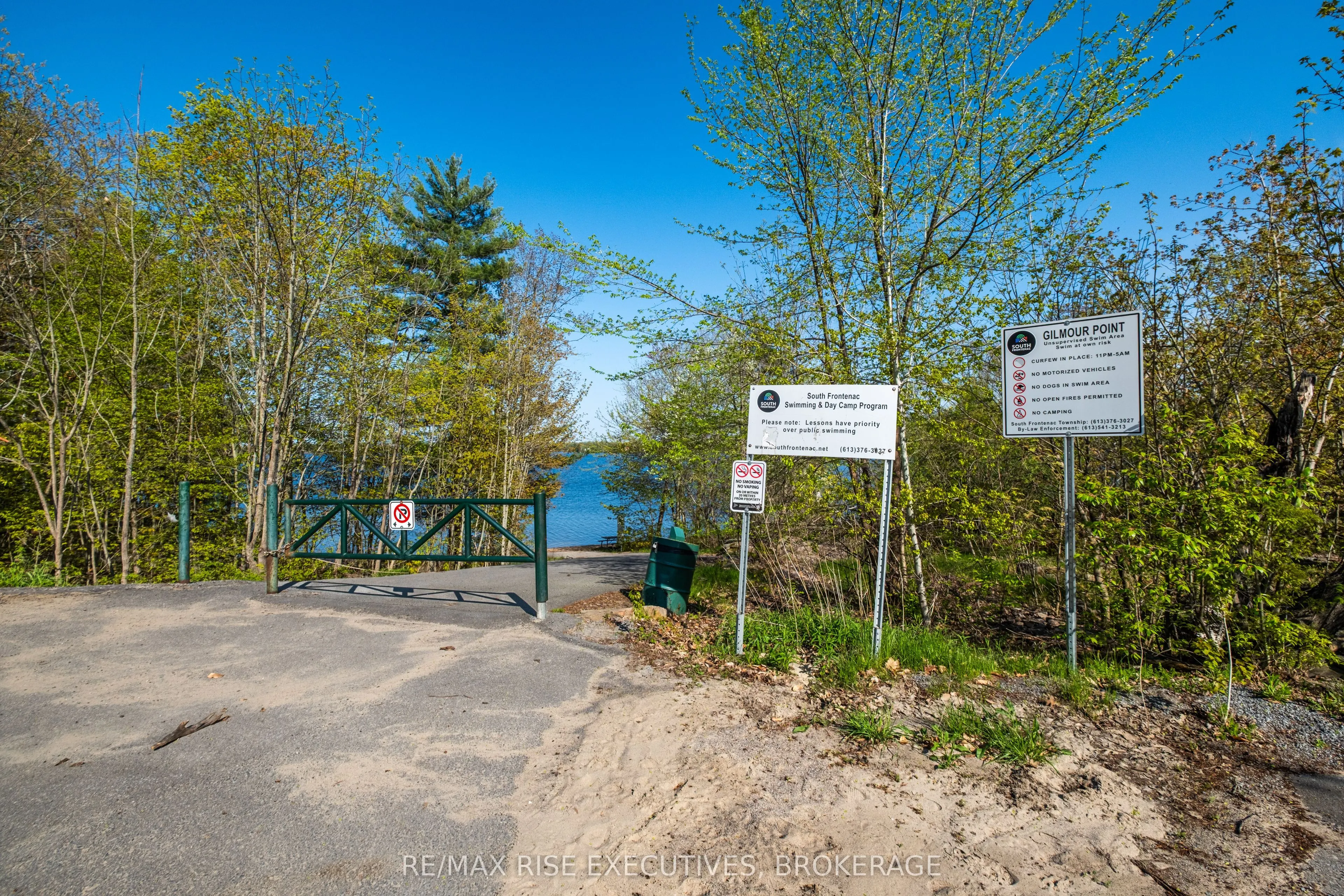 1022 Briscoe Bay Lane