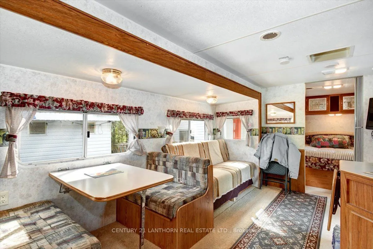 54 Beach Road
