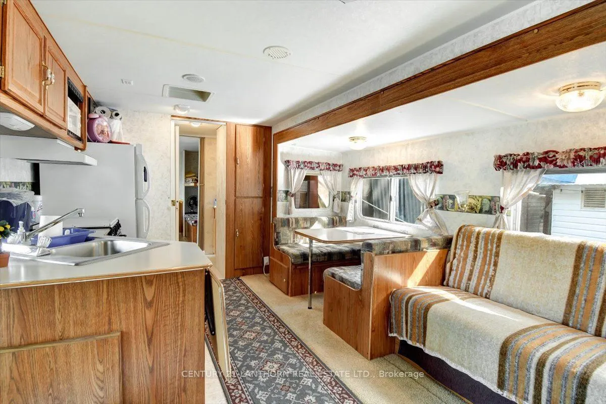 54 Beach Road