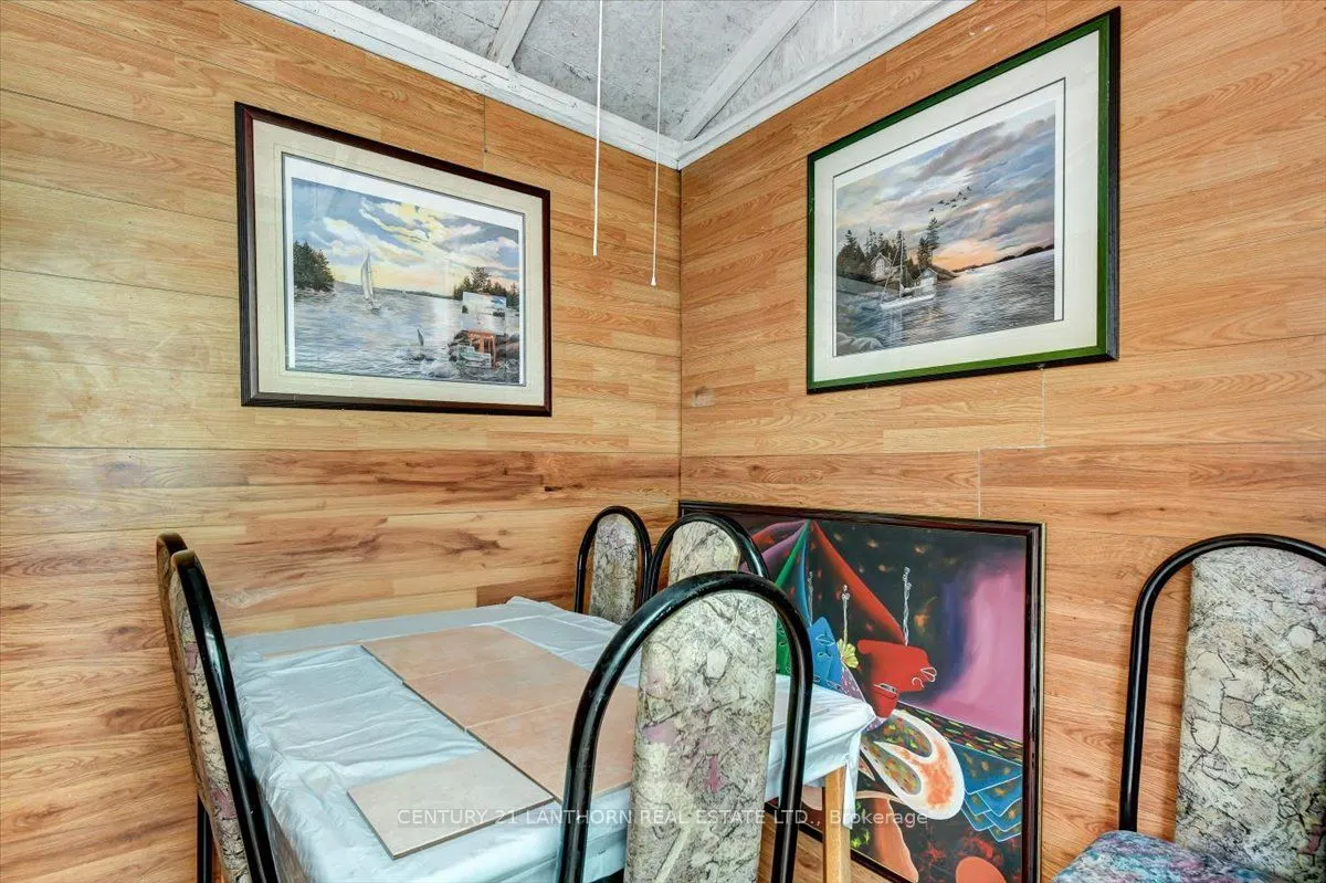 54 Beach Road