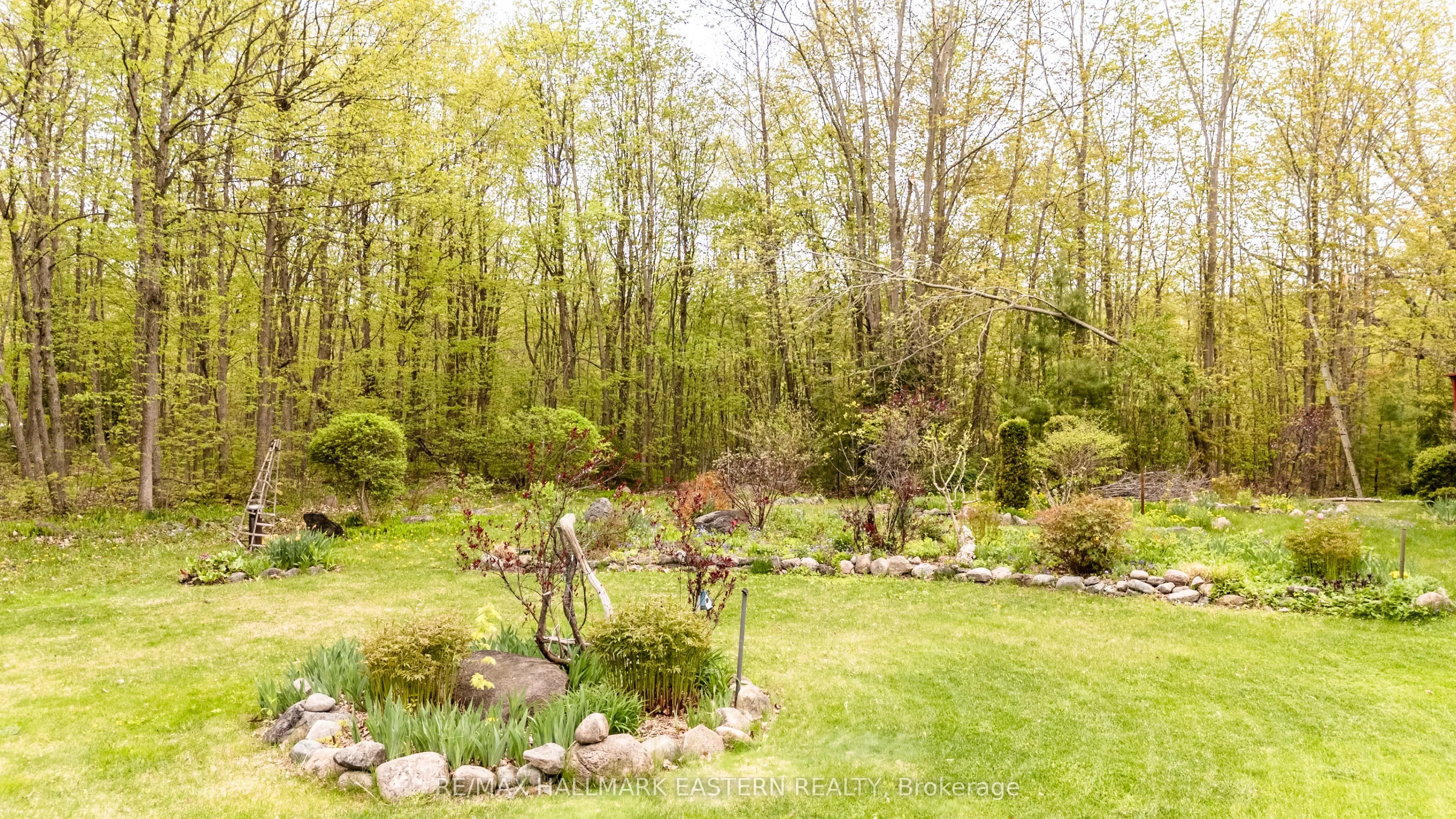 28 Woodlawn Drive