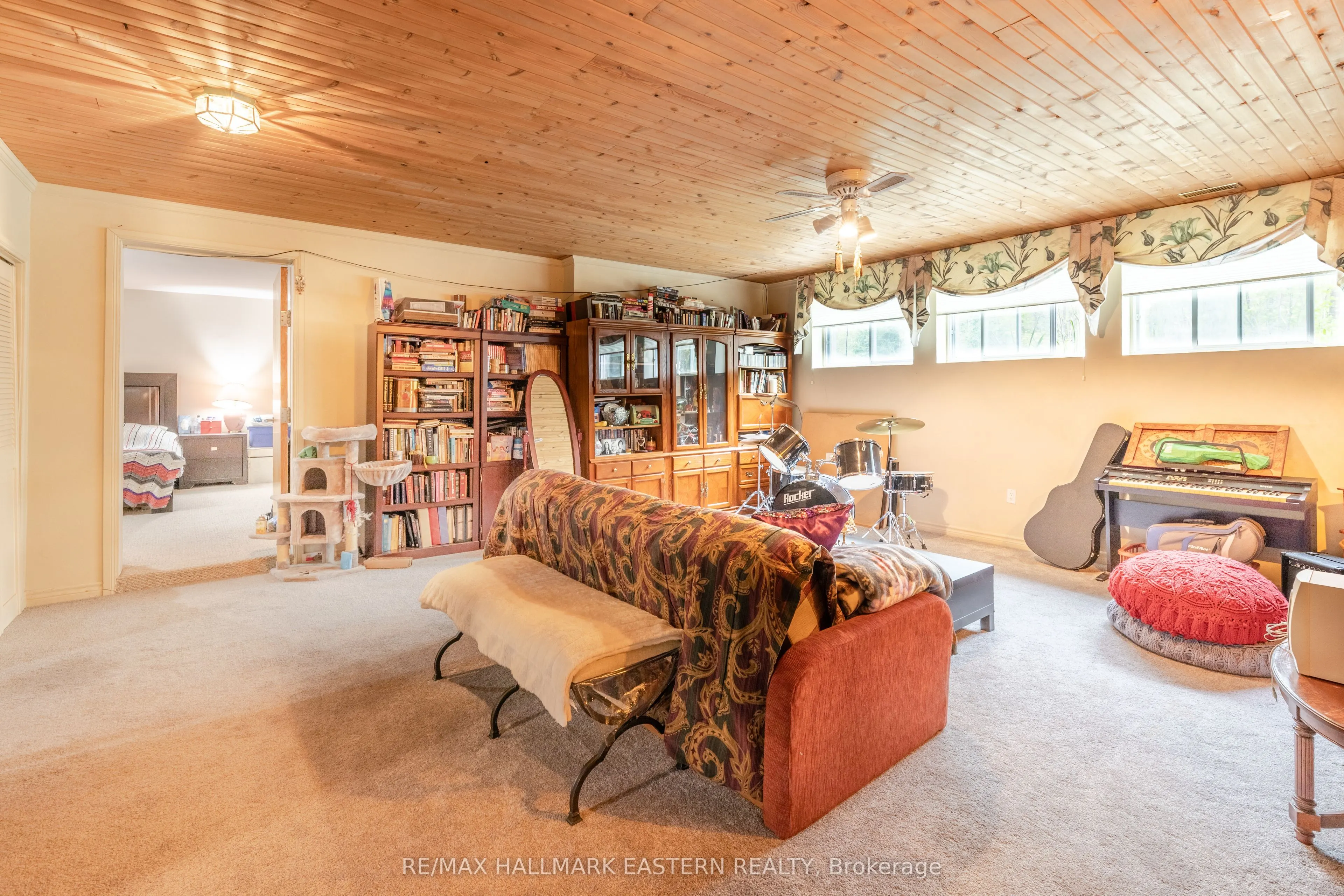 28 Woodlawn Drive
