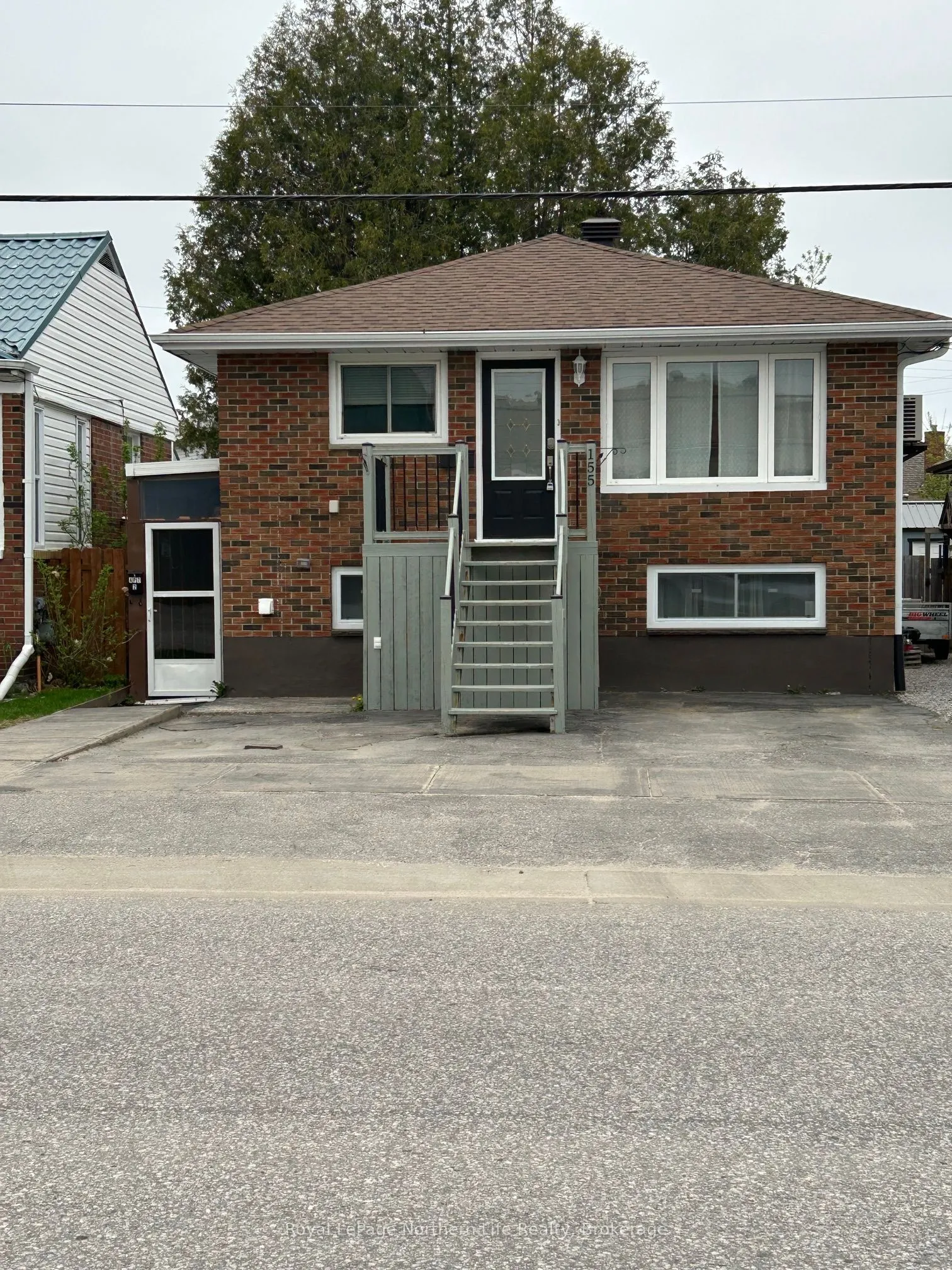 155 King Street E