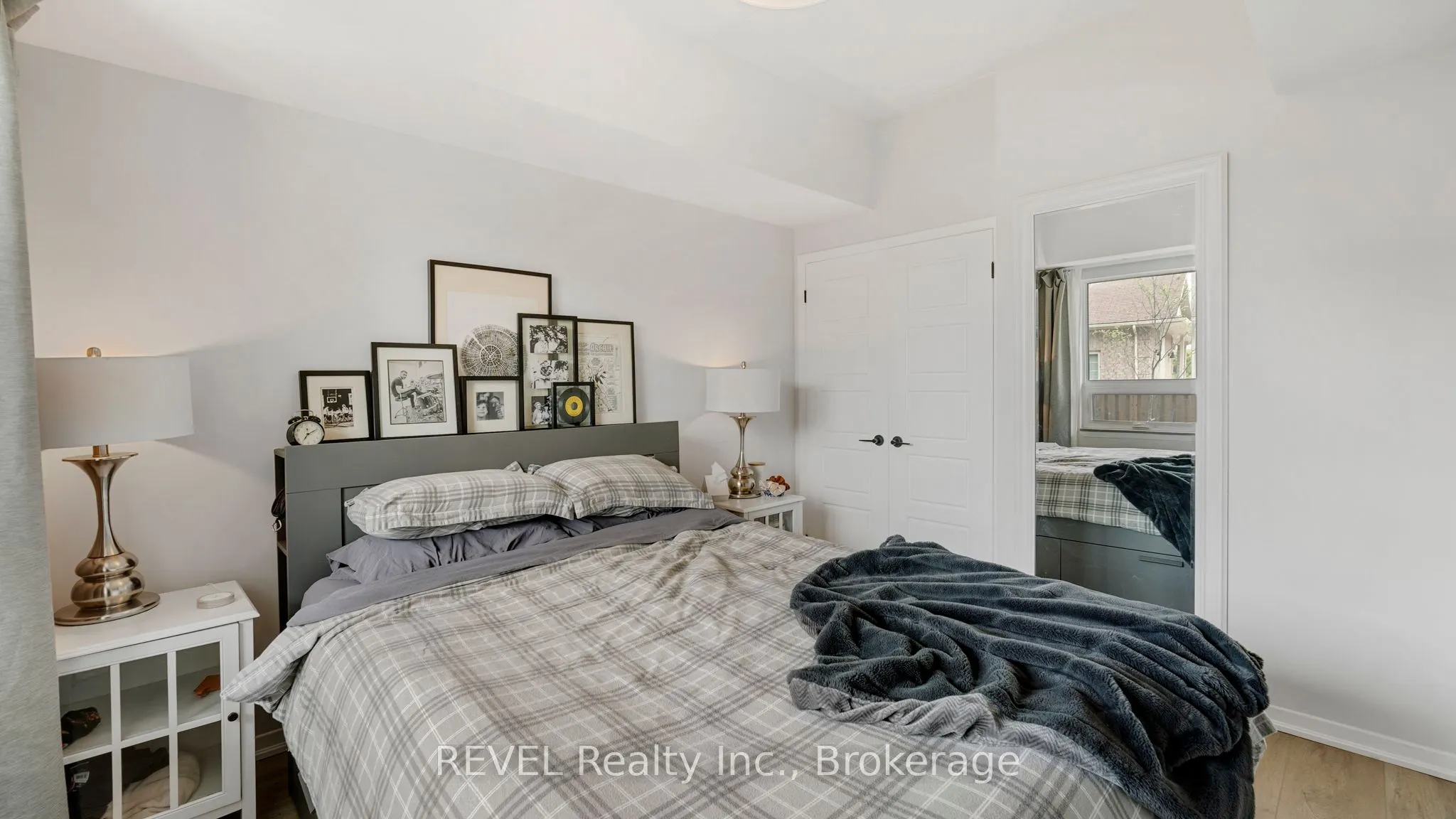 3998 Victoria Avenue, #106