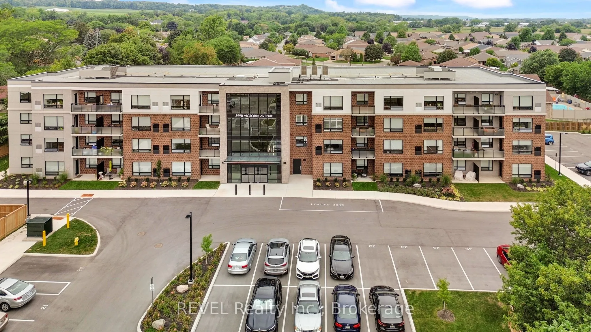 3998 Victoria Avenue, #106