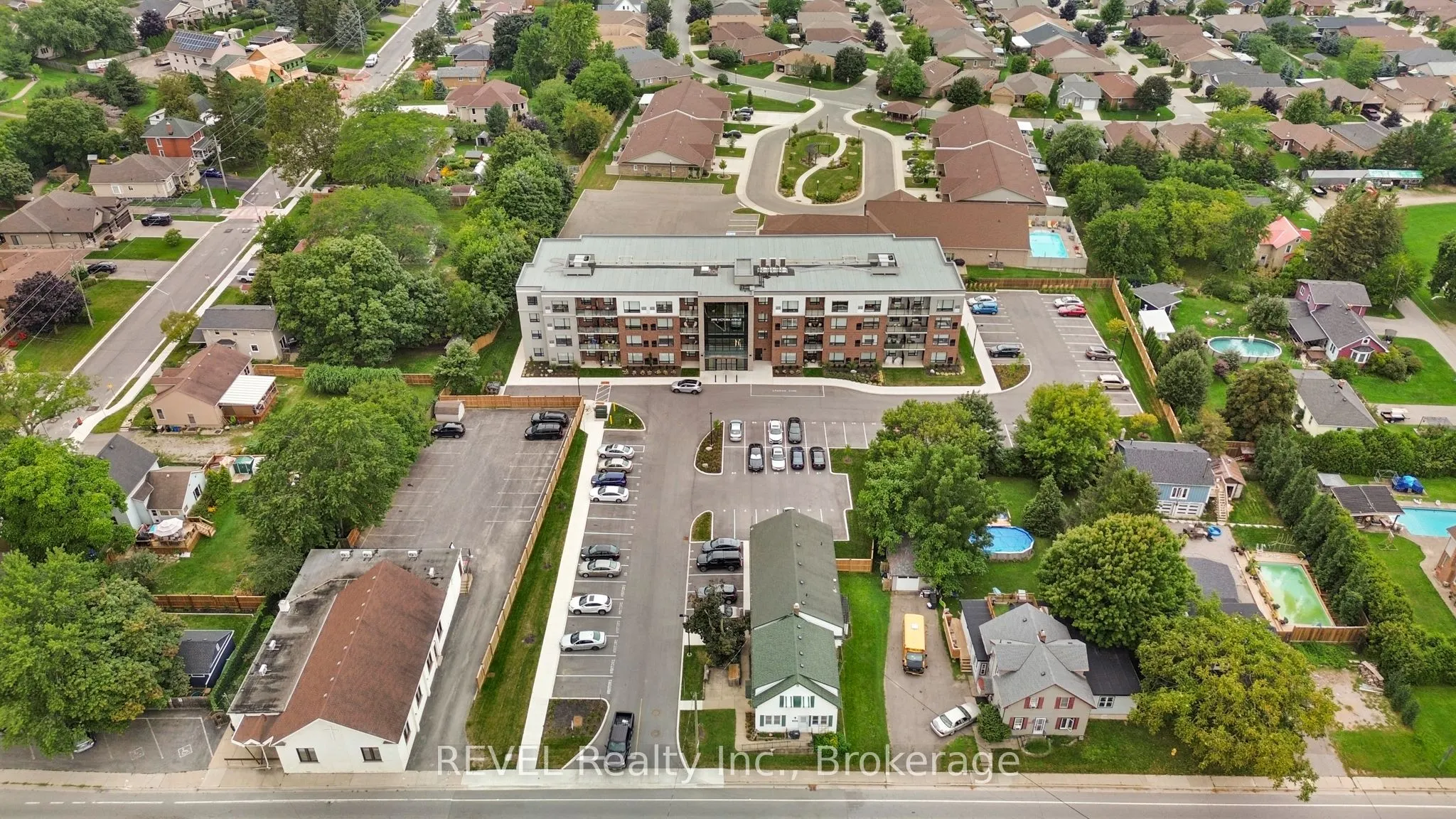 3998 Victoria Avenue, #106