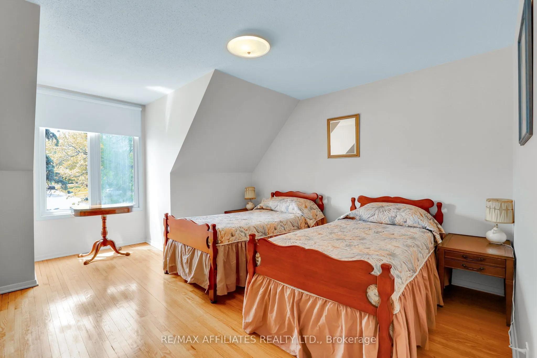 1323 Fernwood Drive