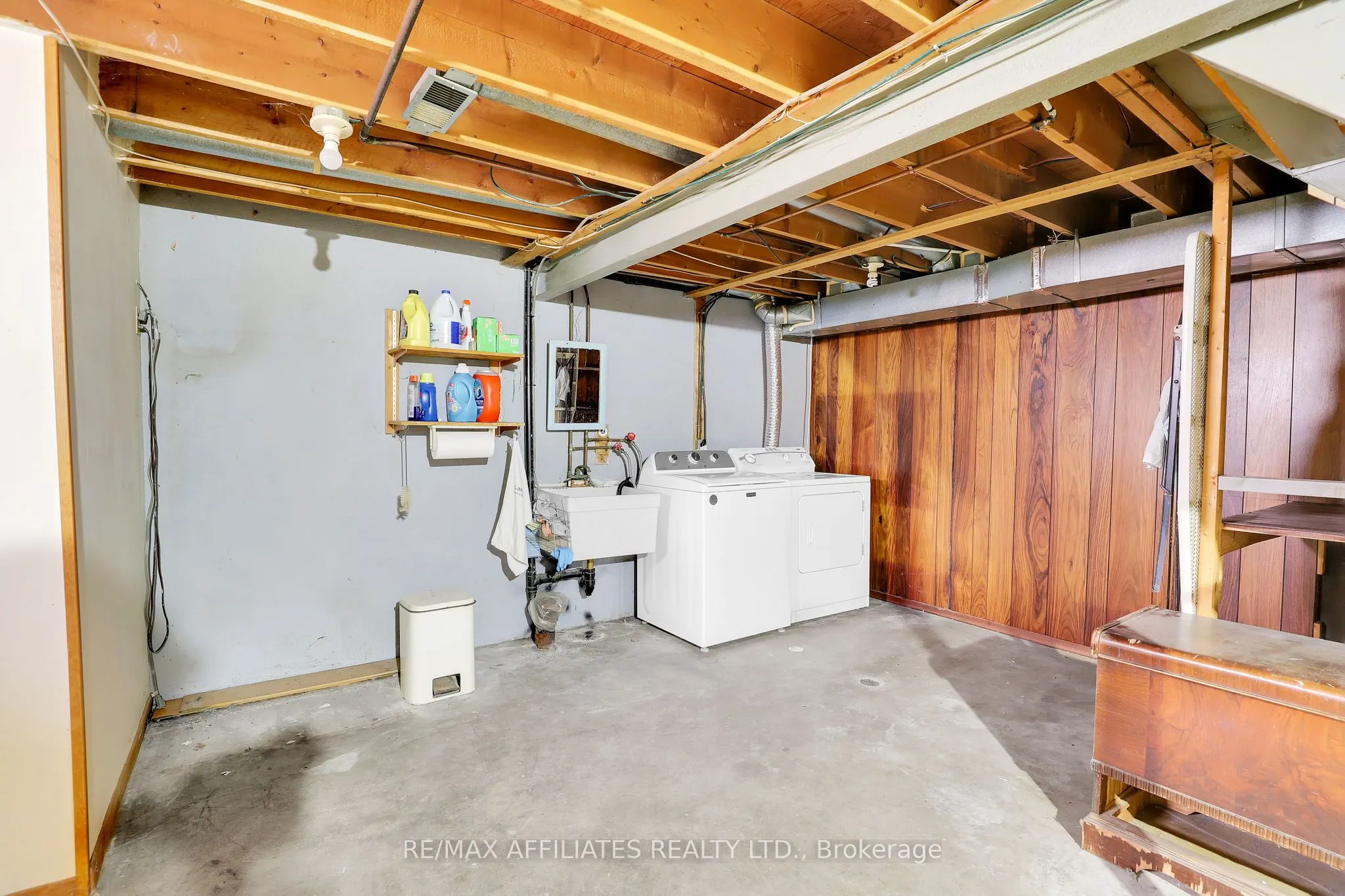 1323 Fernwood Drive