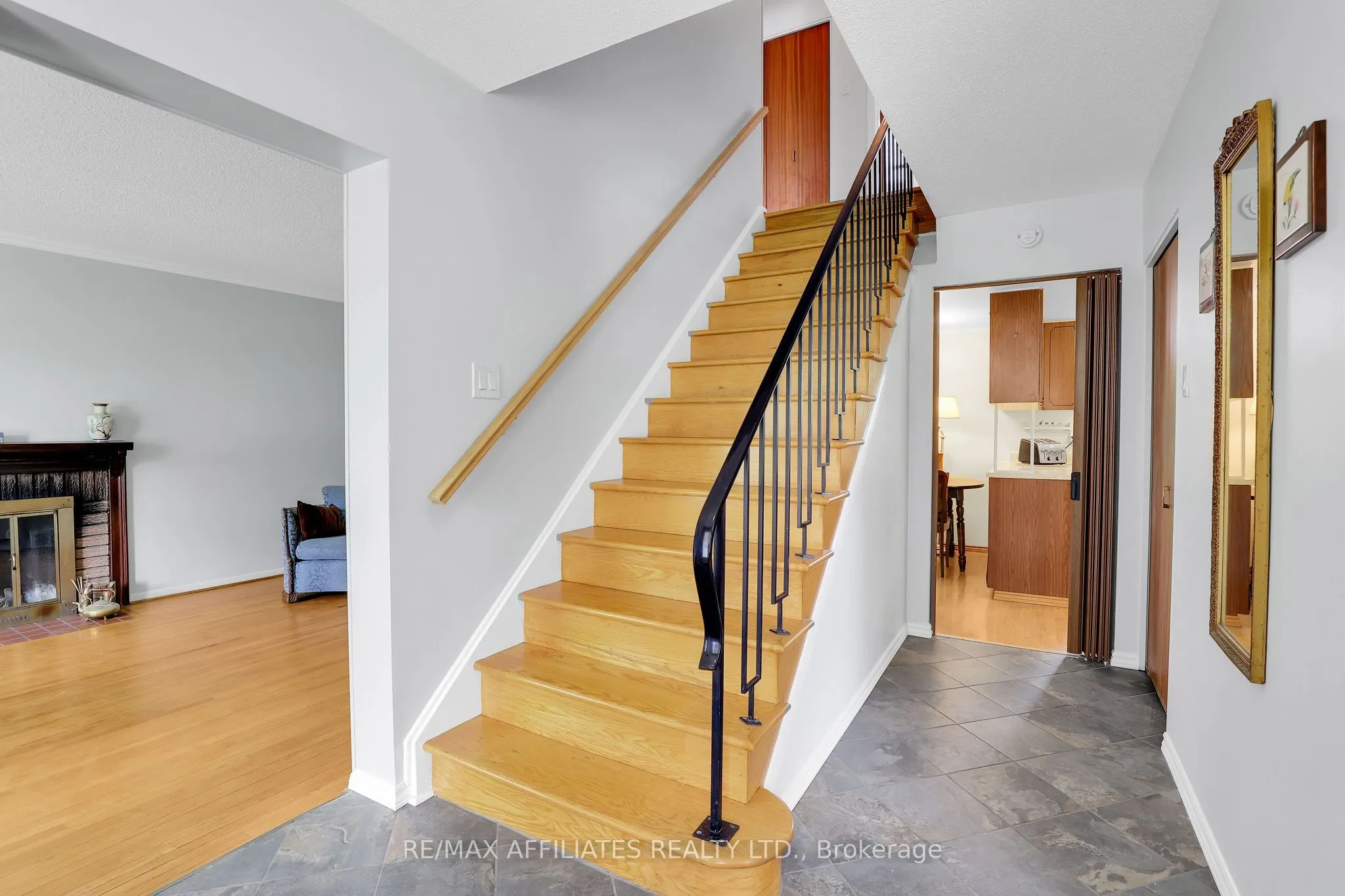 1323 Fernwood Drive