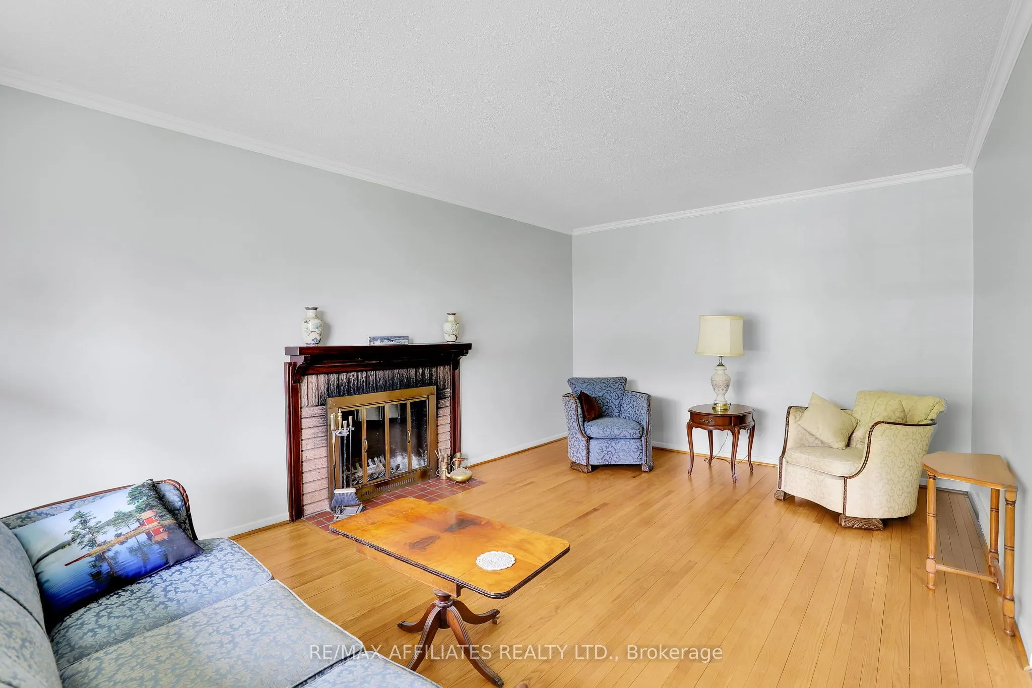 1323 Fernwood Drive