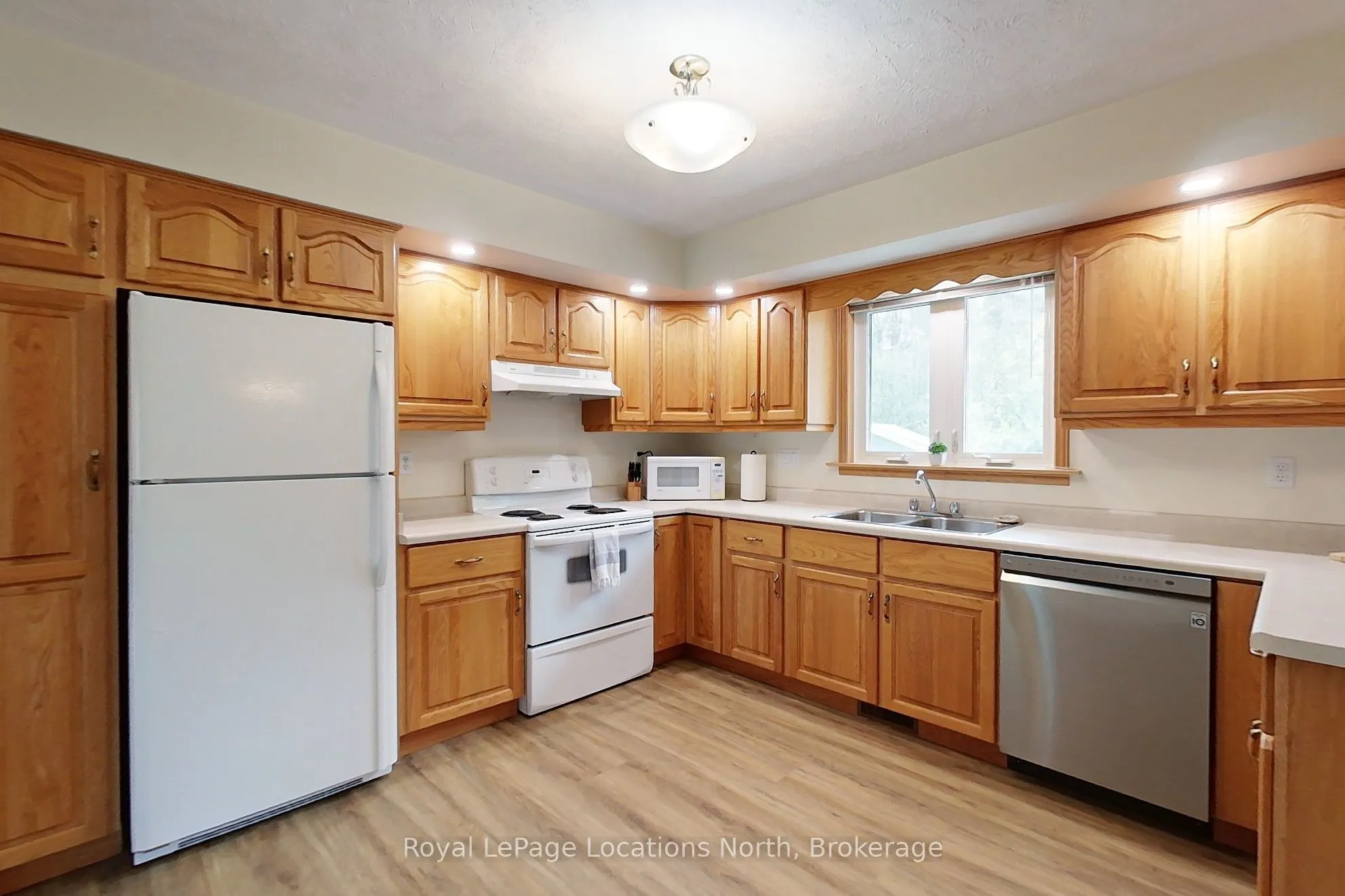 30 Pine Tree Drive