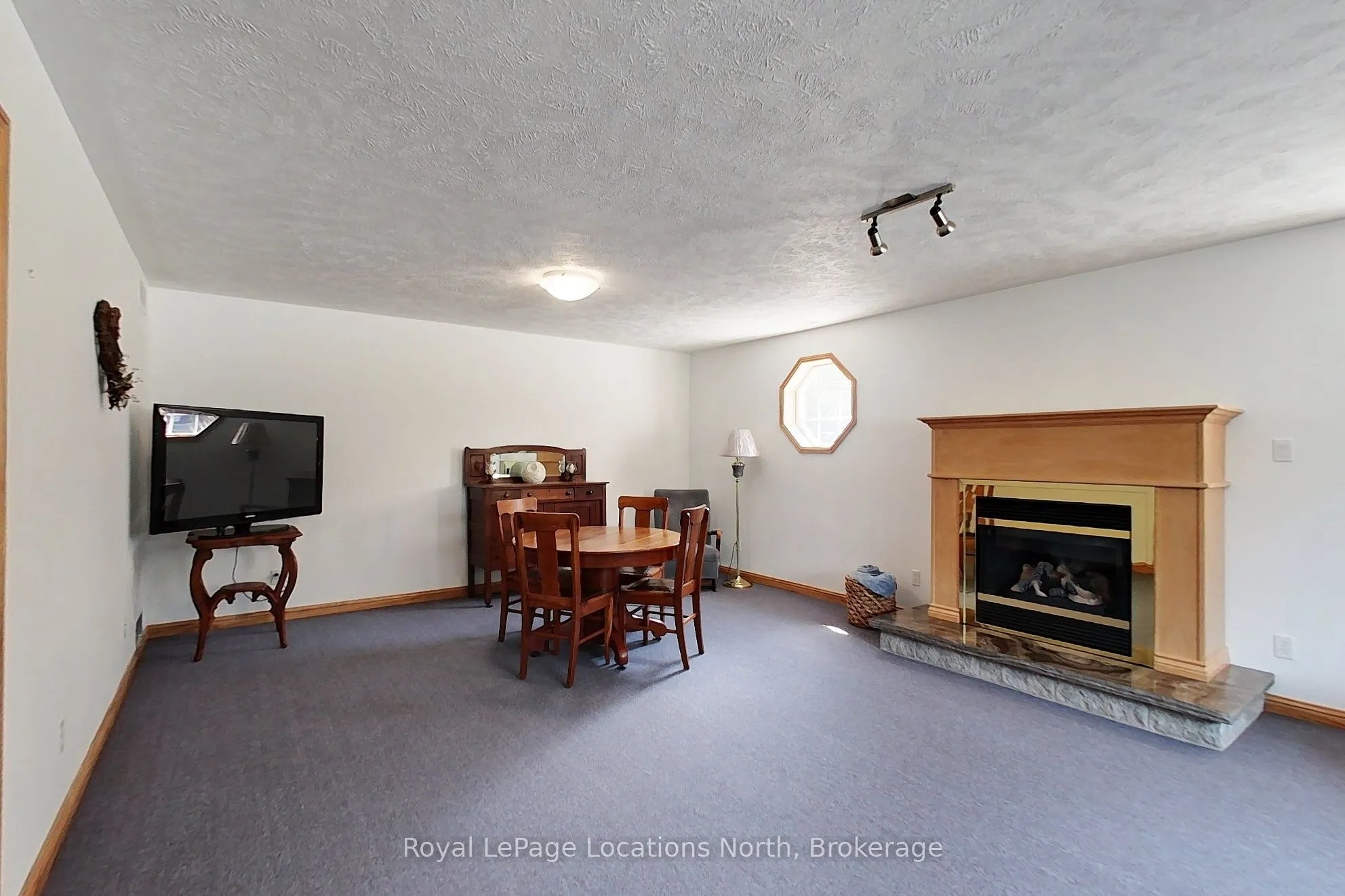 30 Pine Tree Drive